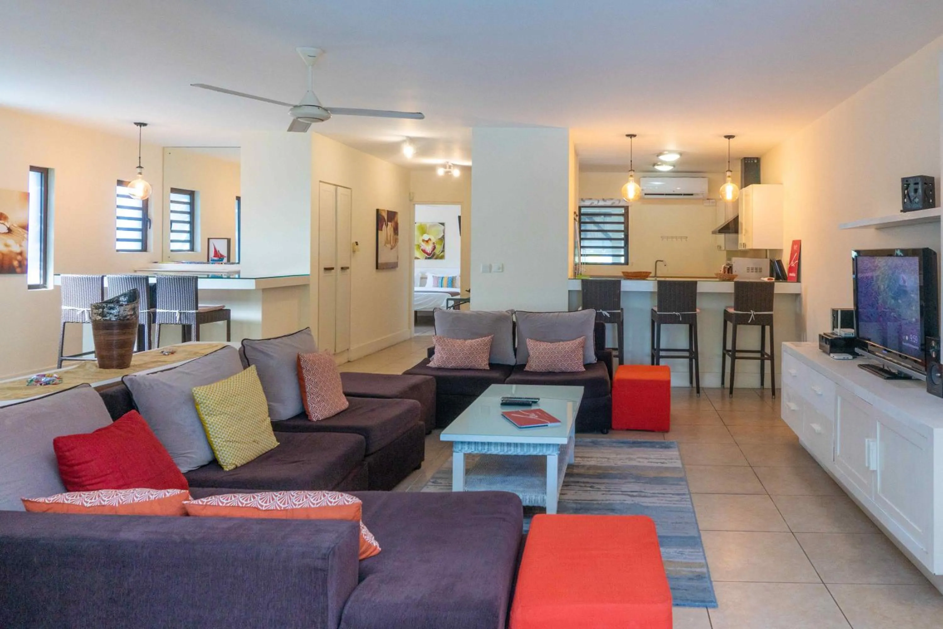 Living room in Bel Azur Beach Residence by LOV Mauritius