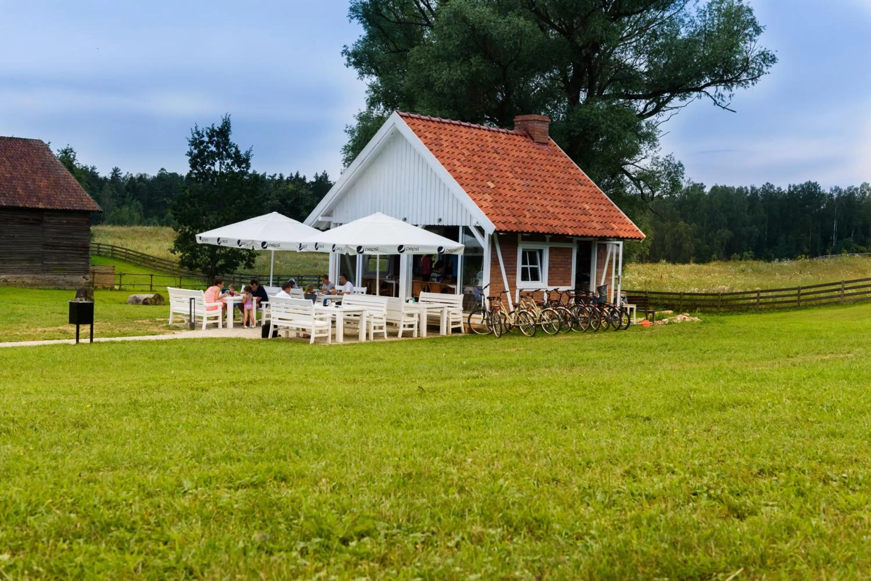 Restaurant/places to eat in Apartamenty Szelągówka, Sun & Snow
