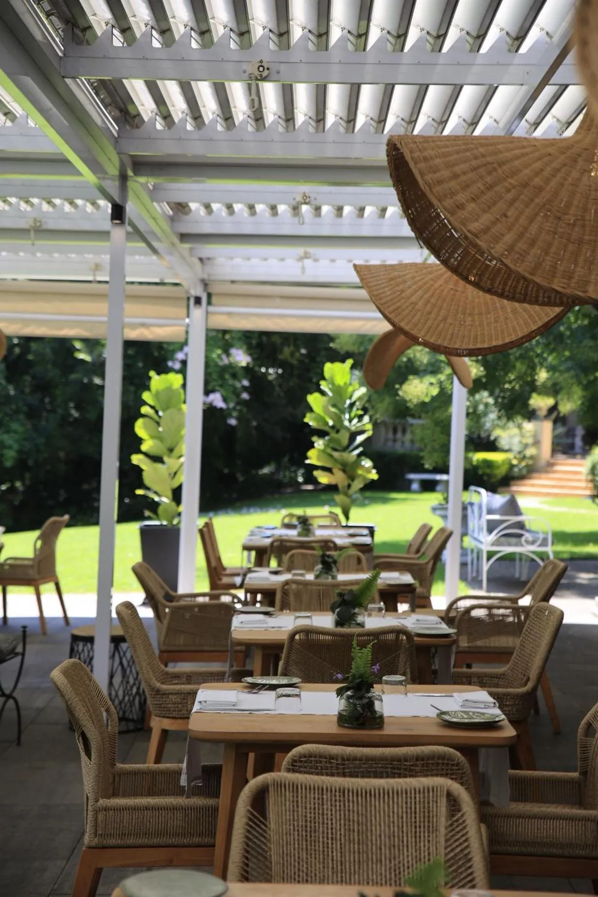 Restaurant/places to eat in Fairlawns Boutique Hotel & Spa