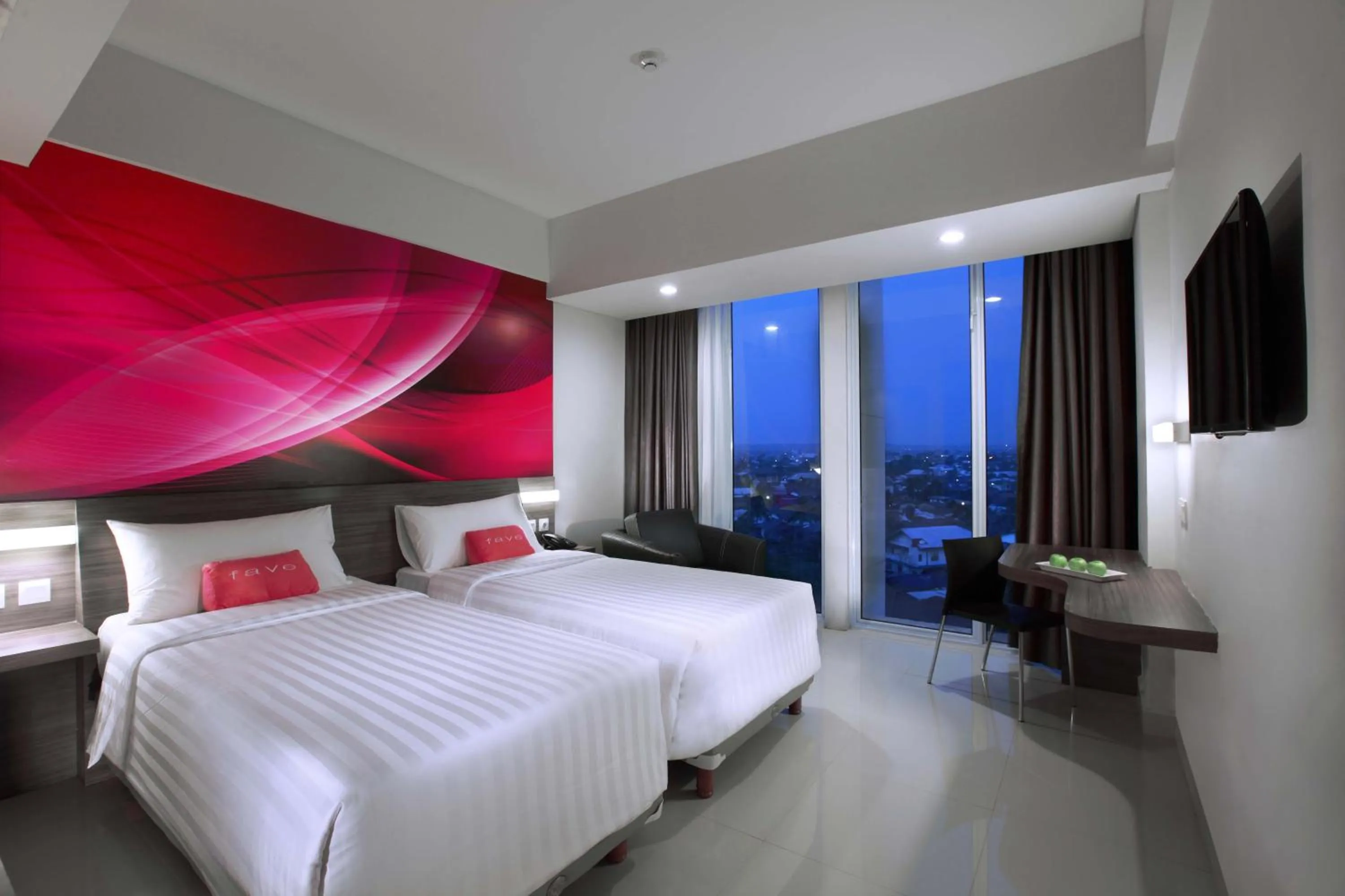 Photo of the whole room, Bed in favehotel Pekanbaru