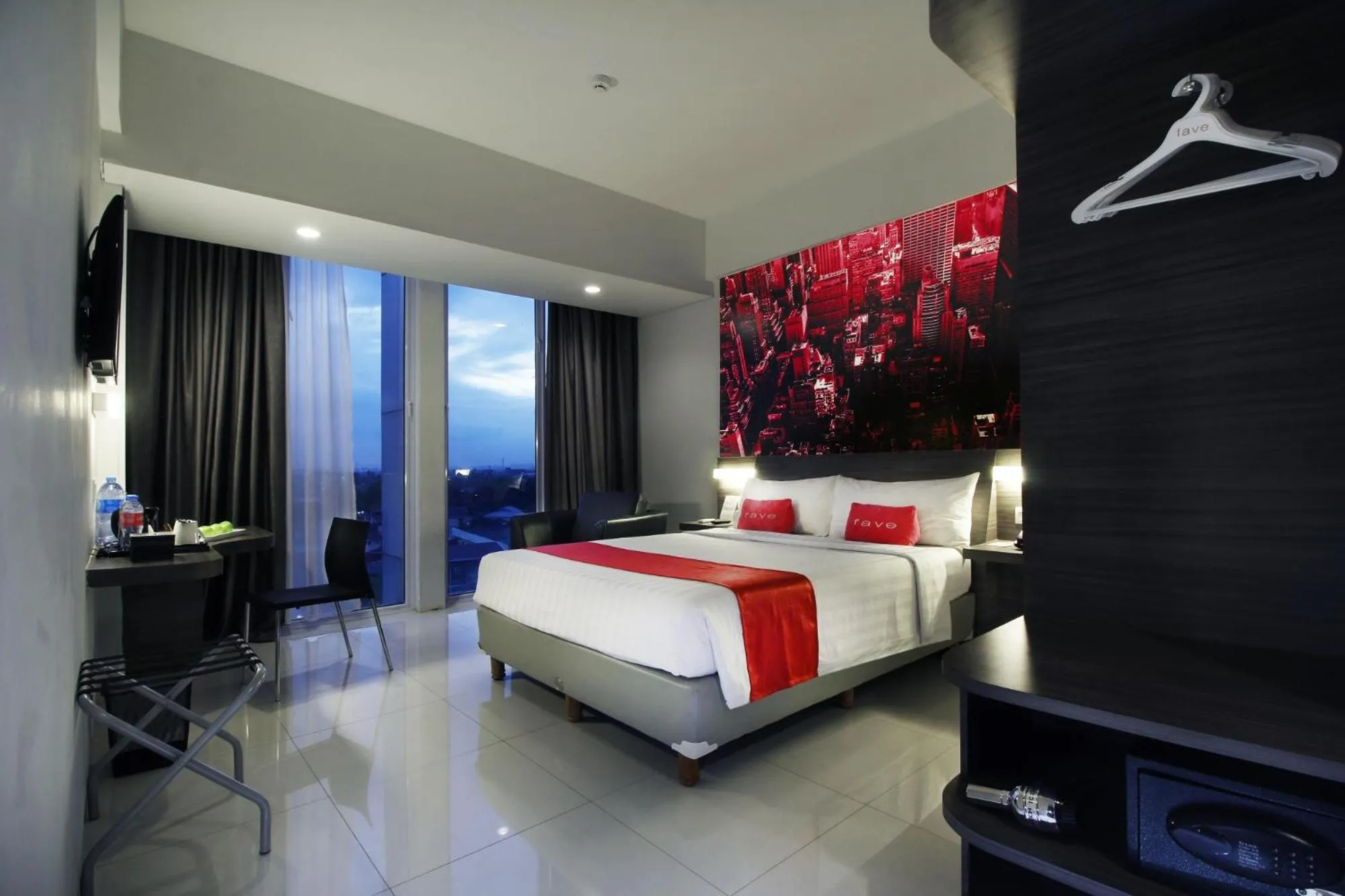 Photo of the whole room, Bed in favehotel Pekanbaru