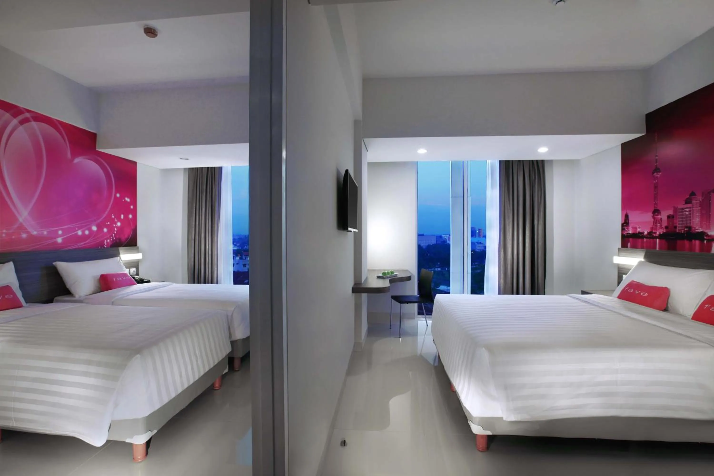 Photo of the whole room, Bed in favehotel Pekanbaru