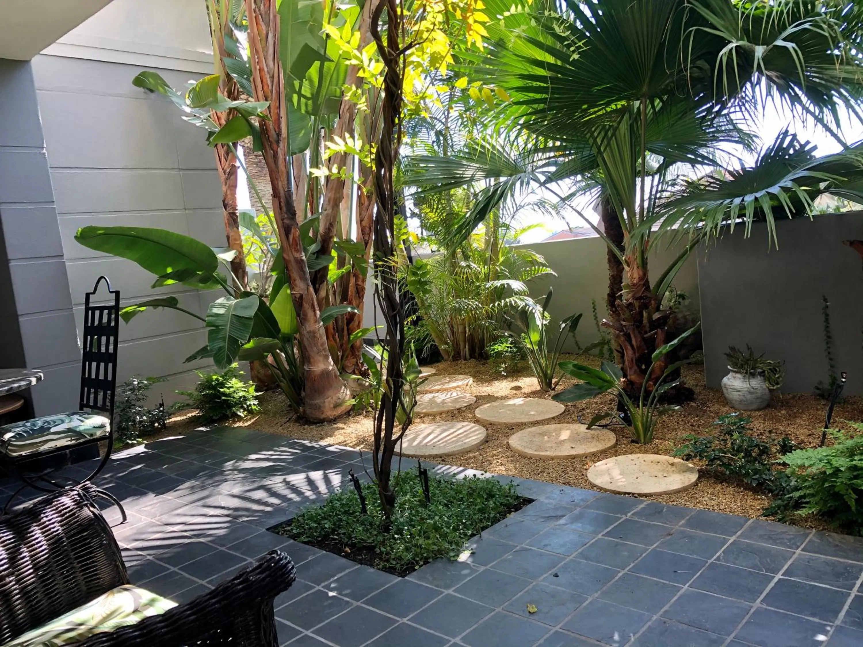 Garden in Romney Park Luxury Apartments by The Stay Collection