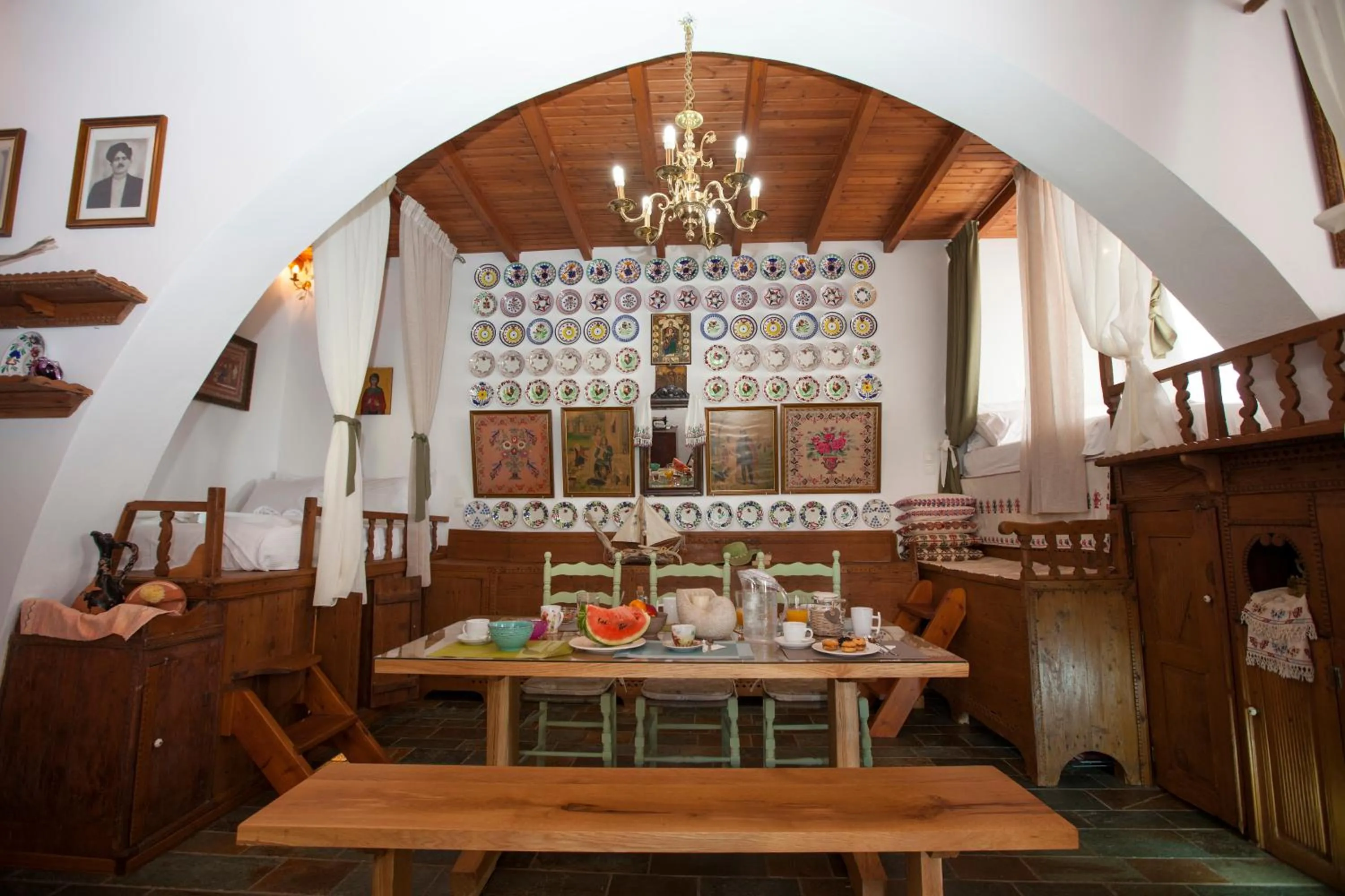 Dining area in Arch Villa