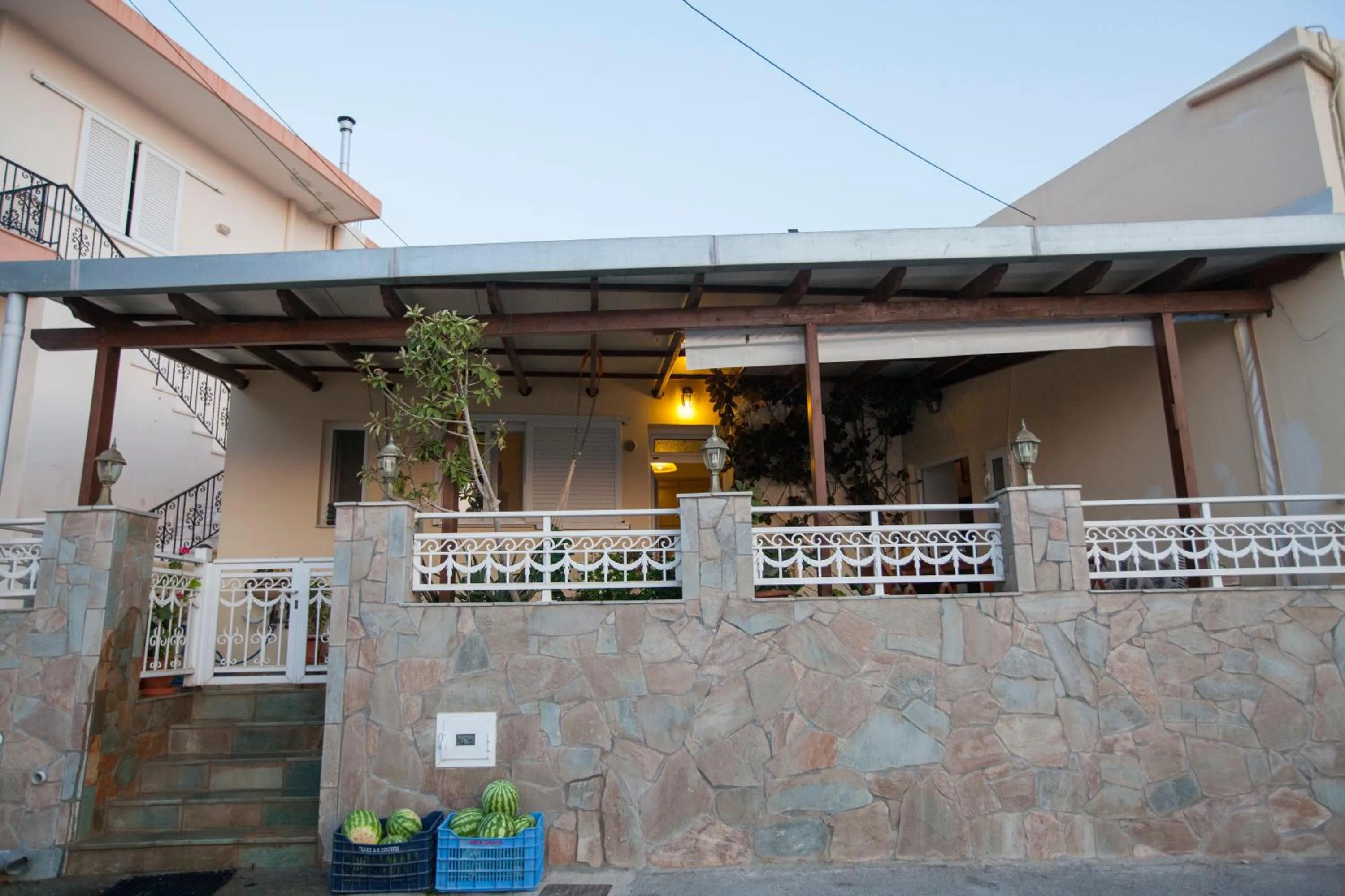 Facade/entrance in Arch Villa