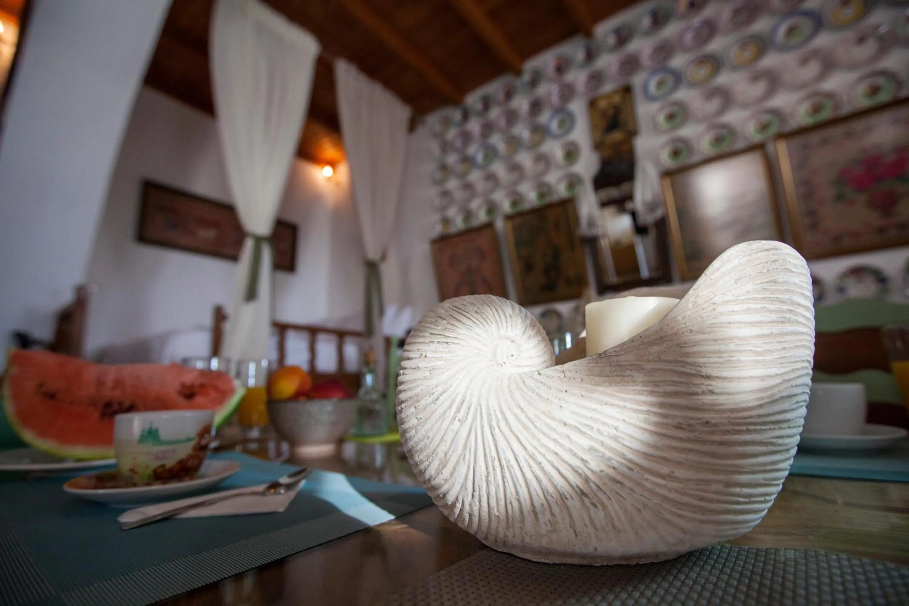 Seating area in Arch Villa