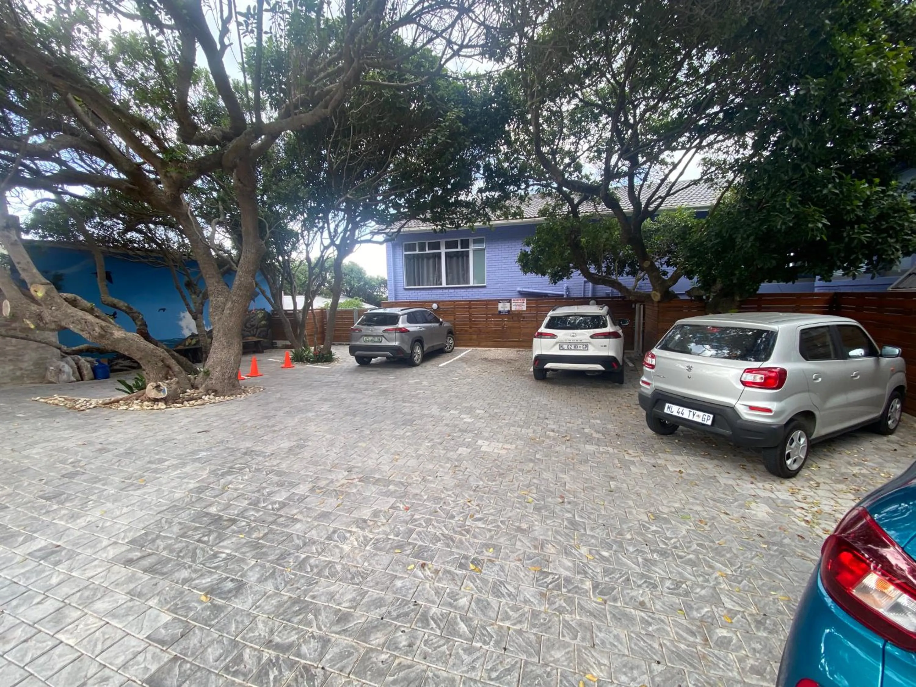 Parking in Sea Paradise