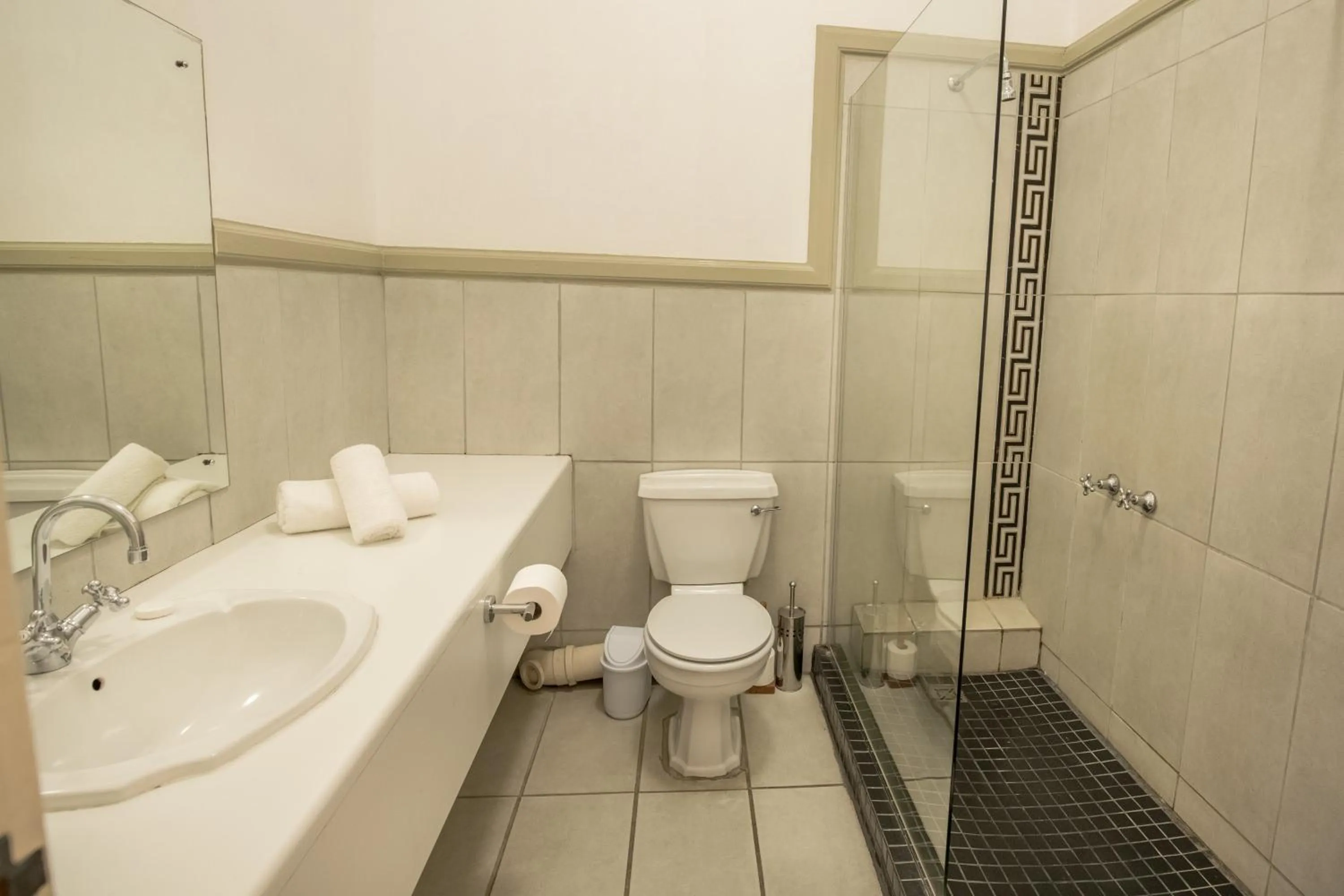 Bathroom in Montagu Country Hotel