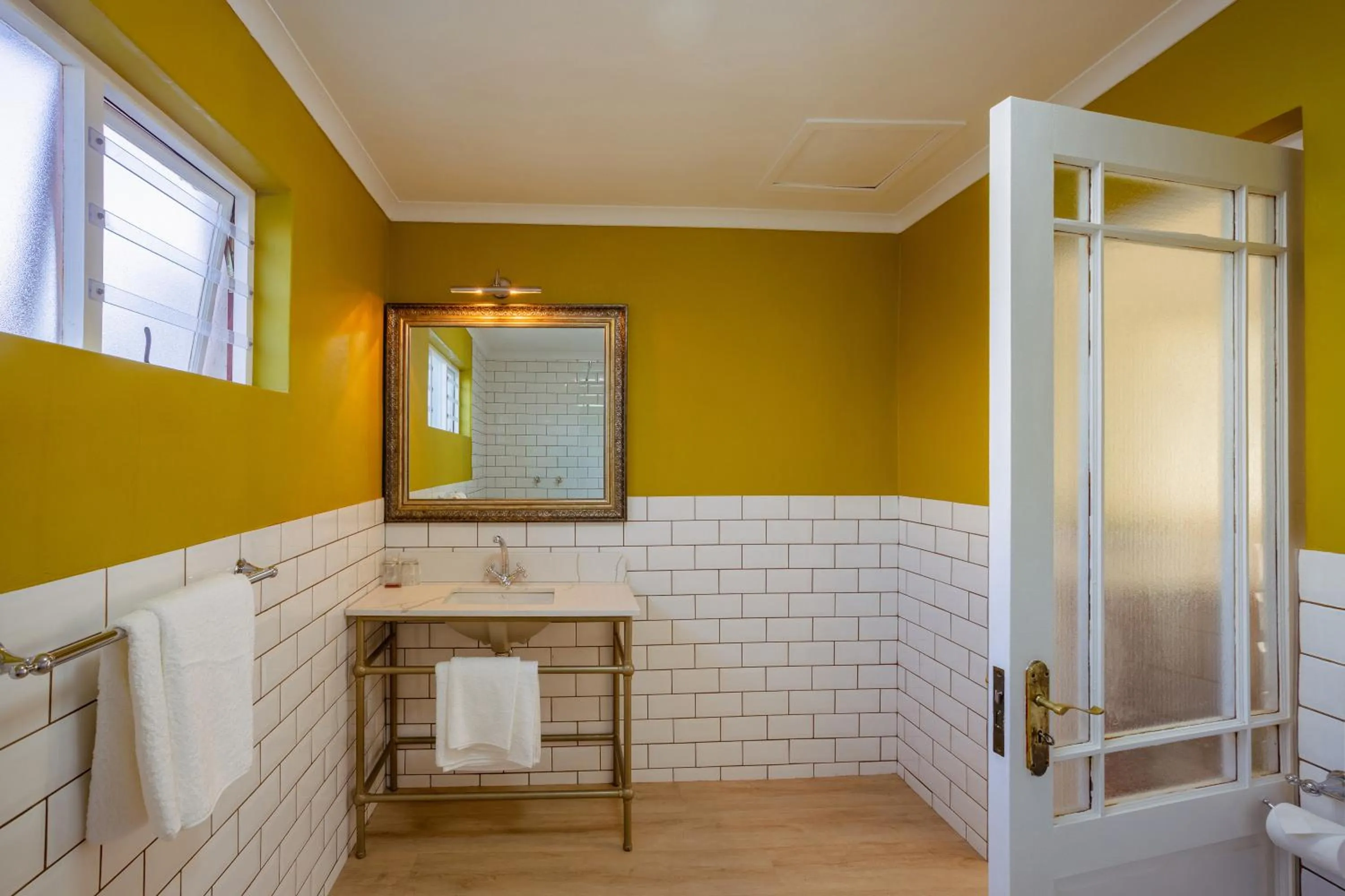 Bathroom in Montagu Country Hotel