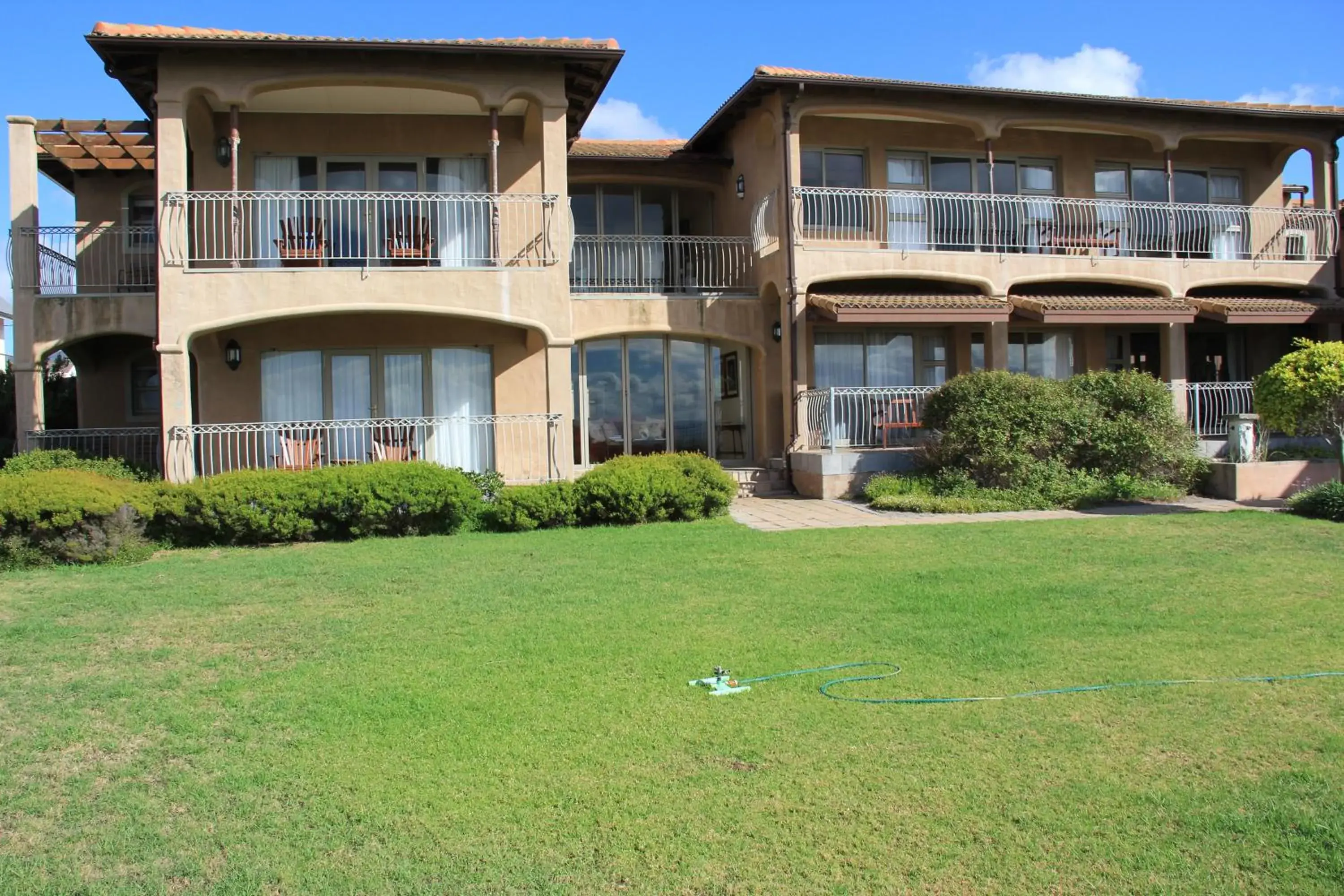 Facade/entrance in On The Cliff Guest House Facade/entrance in On The Cliff Guest House