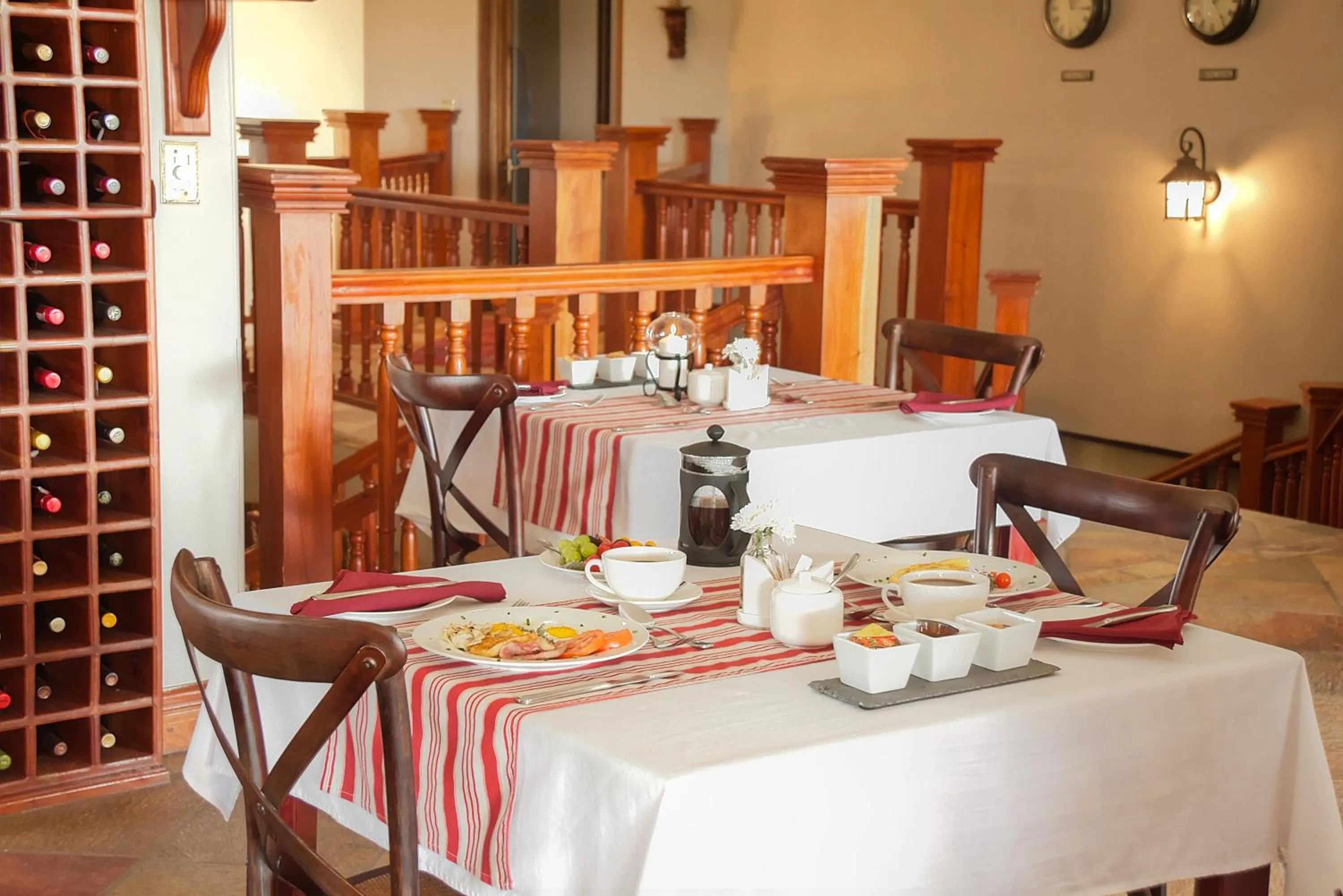 Dining area in Leopardsong Manor