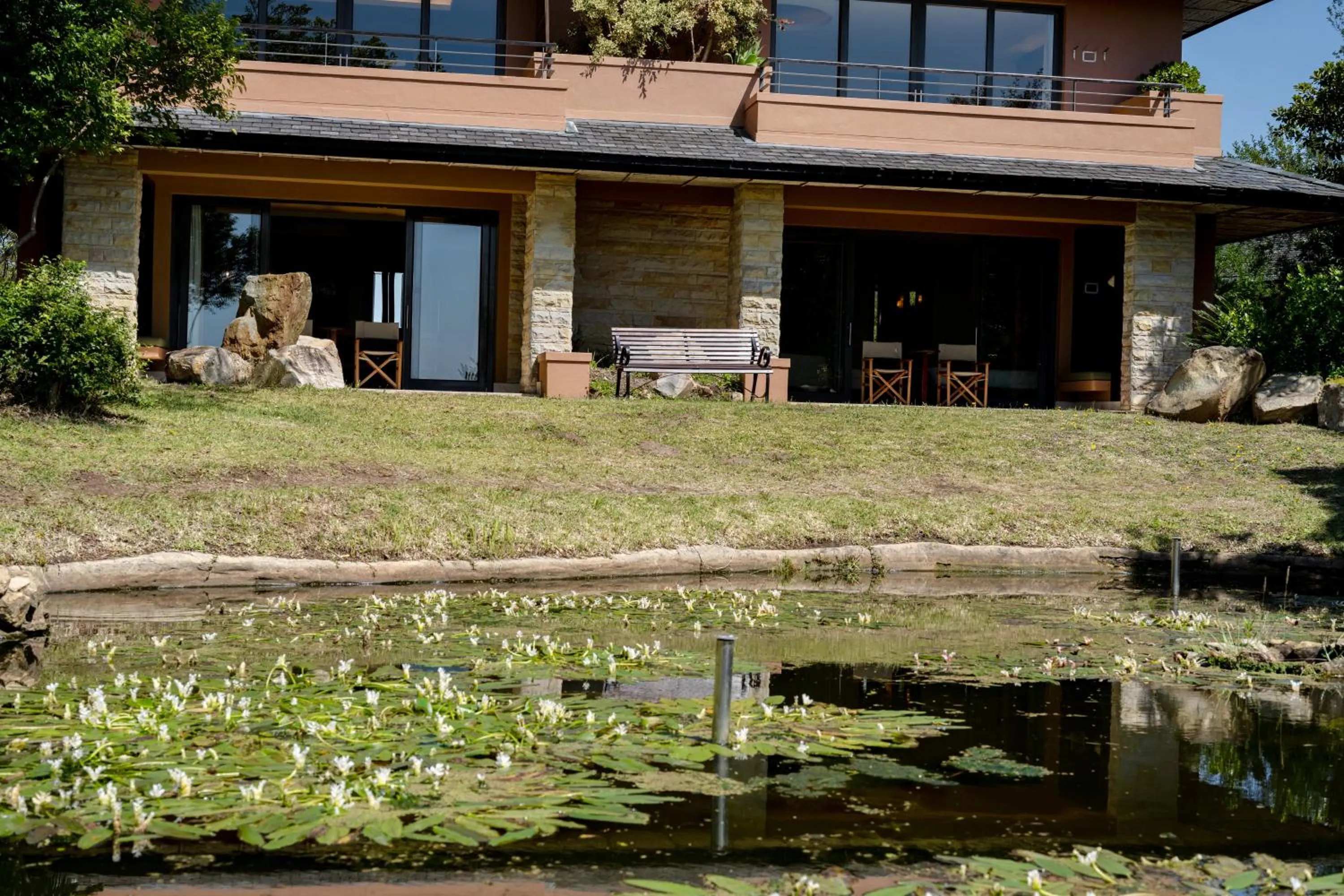 Garden view in Pezula Nature Retreat