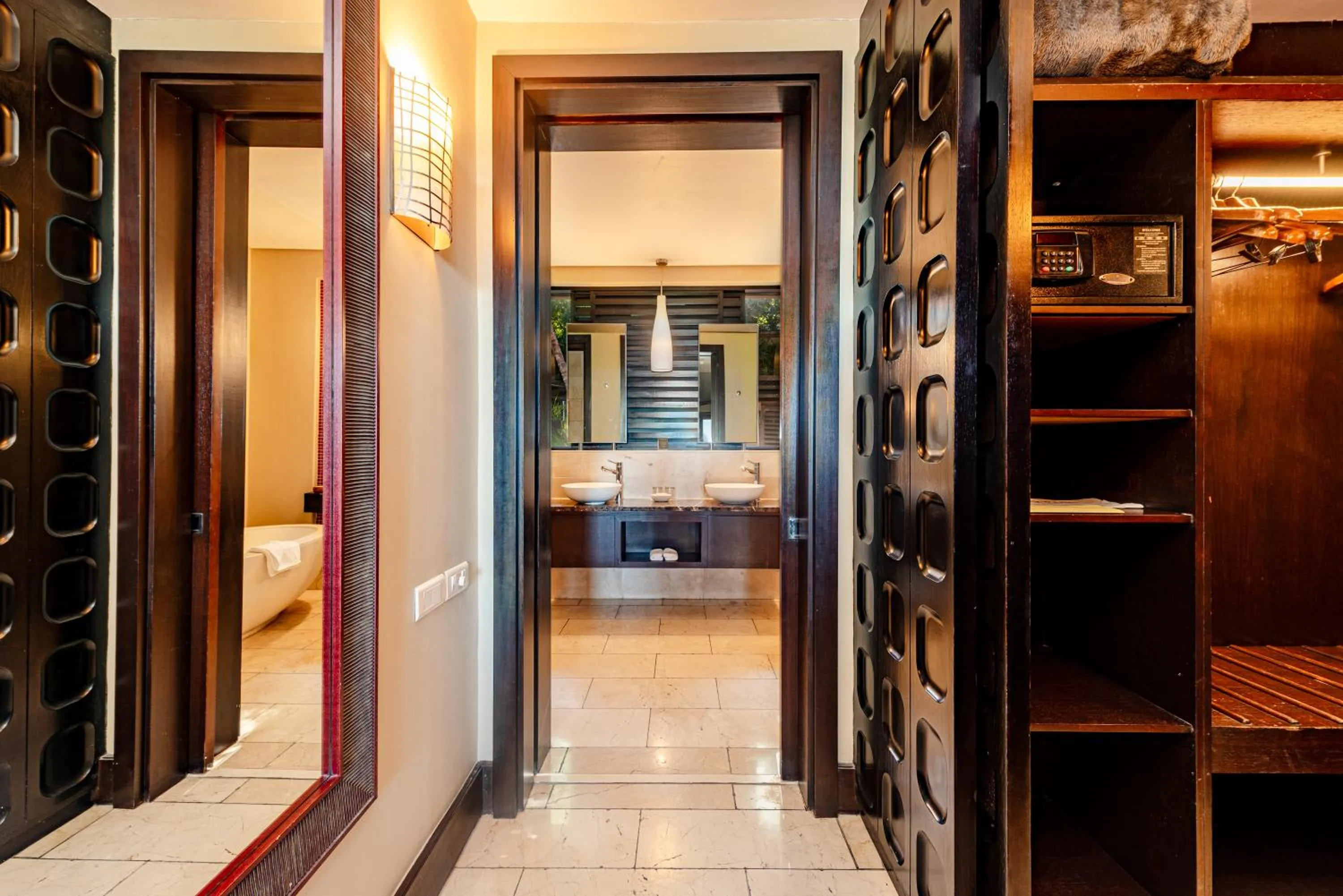 Bathroom in Pezula Nature Retreat