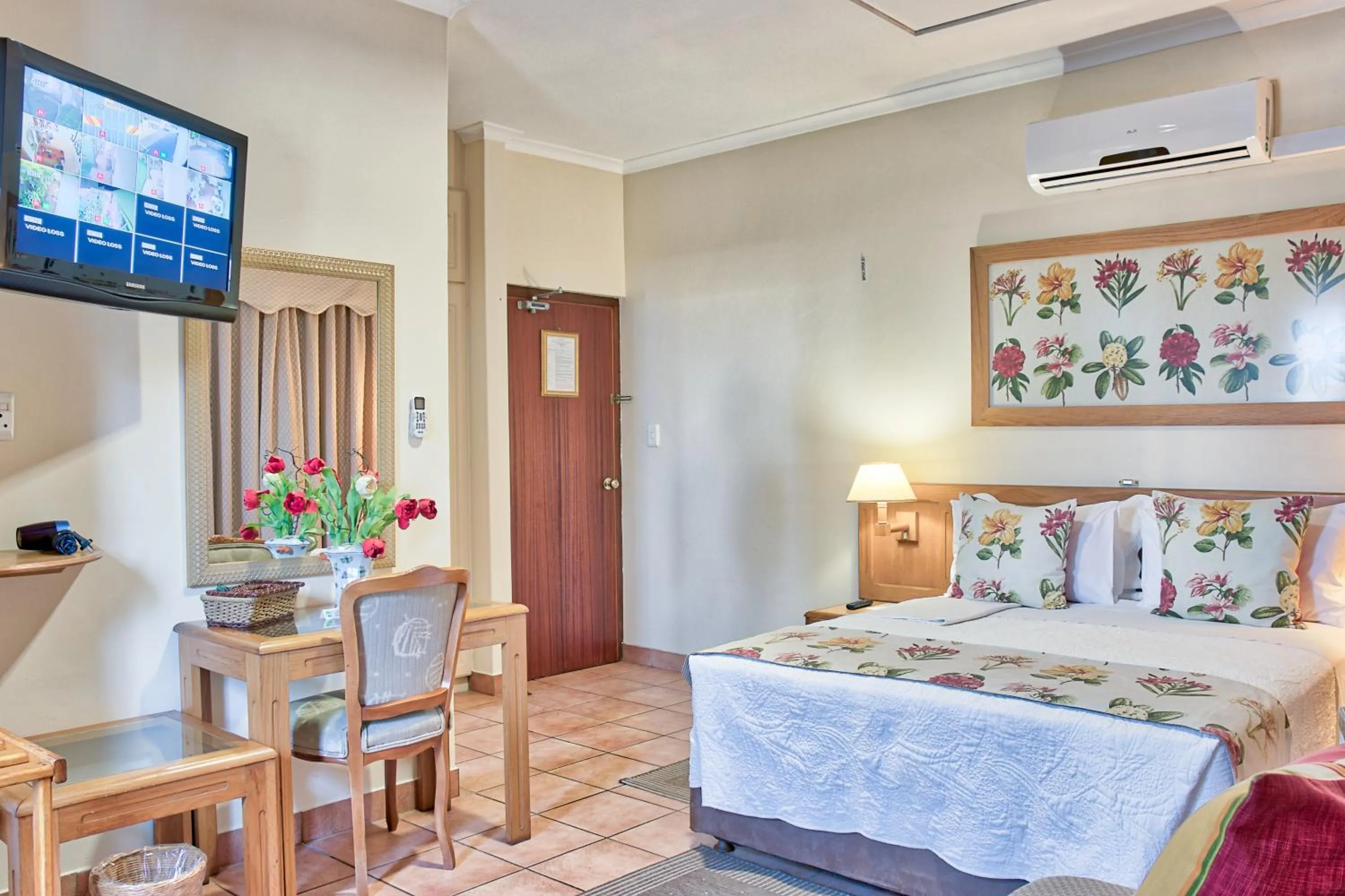 Bed in Centre Court B&B