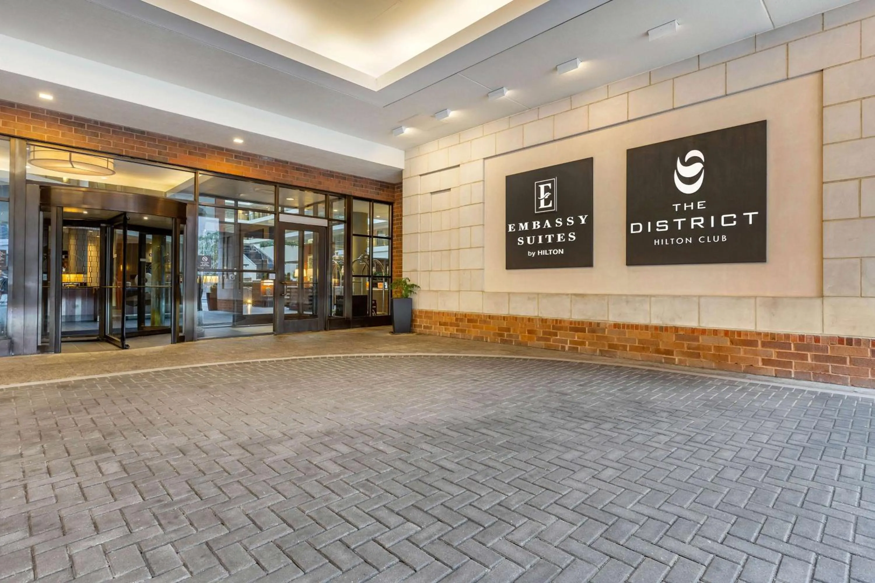 Property building in Hilton Club The District Washington DC