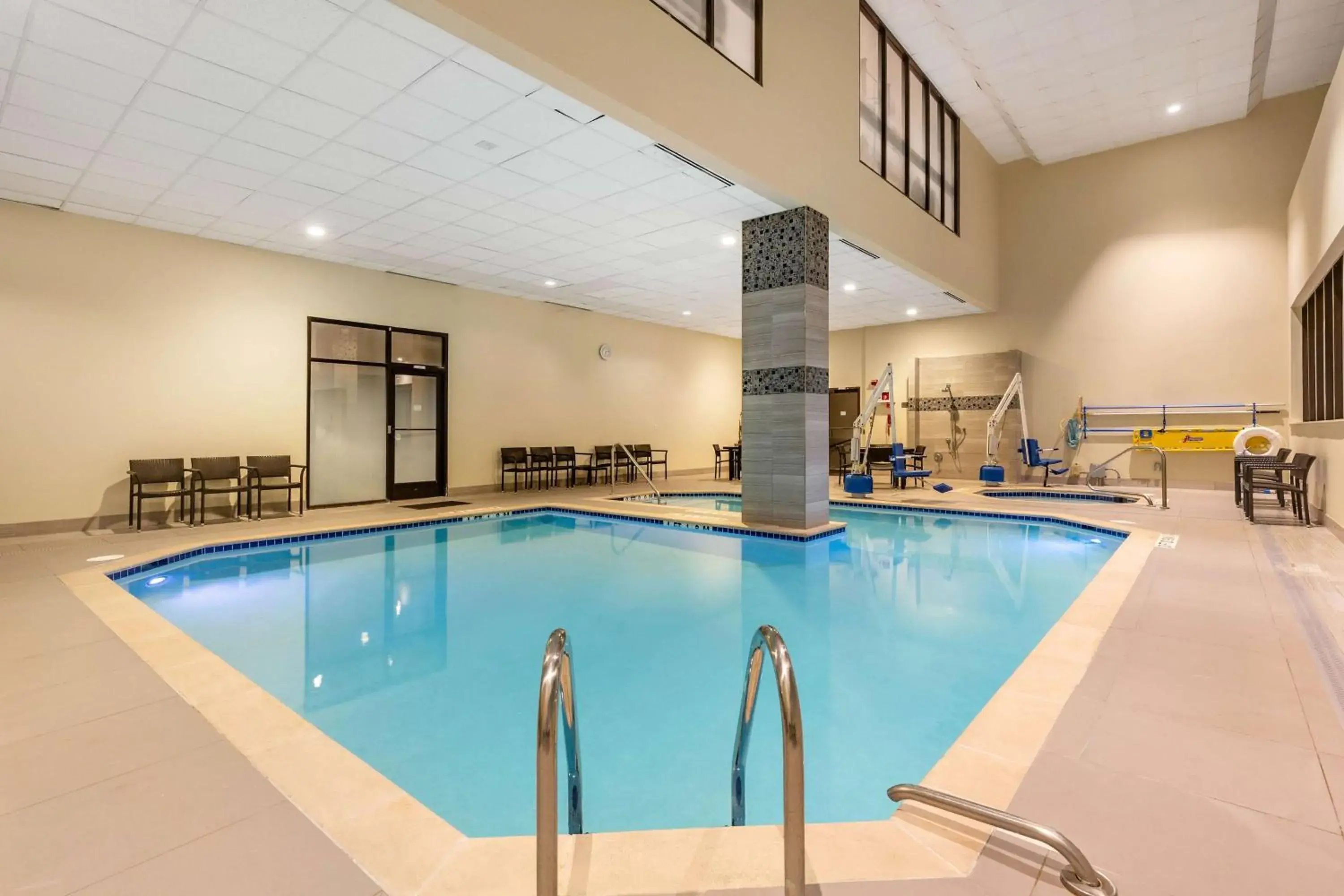 Pool view in Hilton Club The District Washington DC Pool view in Hilton Club The District Washington DC