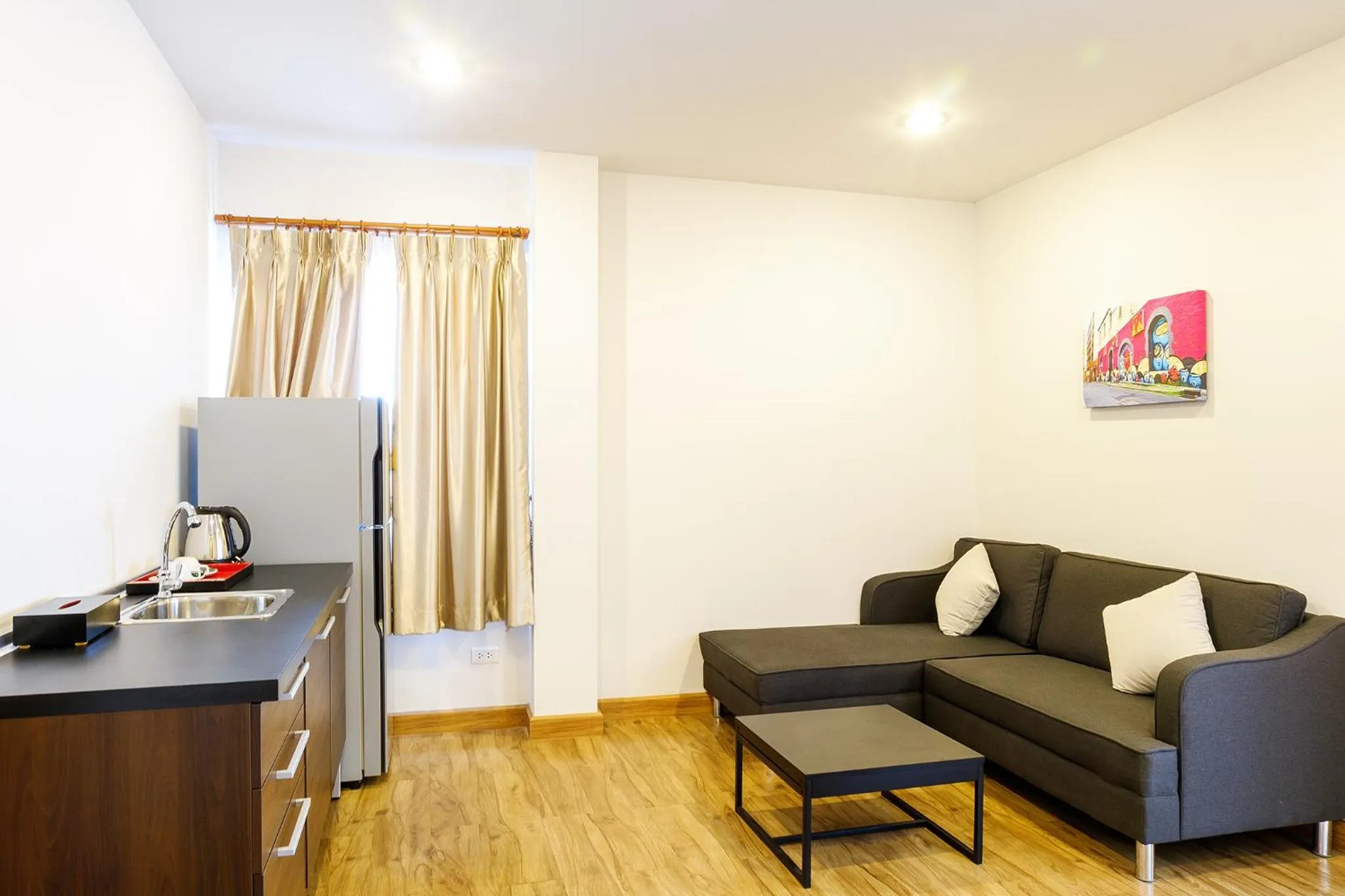 Living room in Donchan Residence