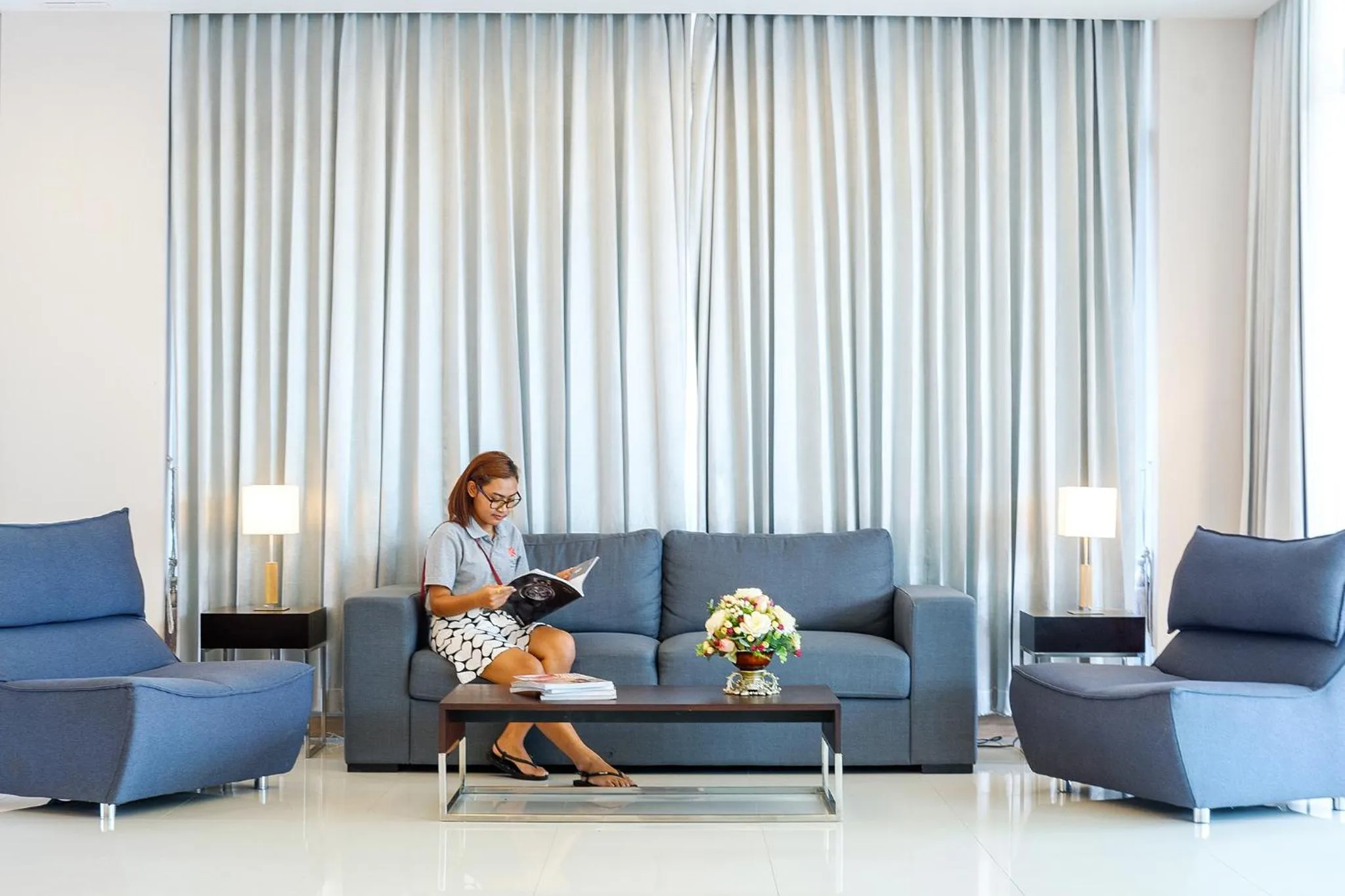 Living room in Donchan Residence