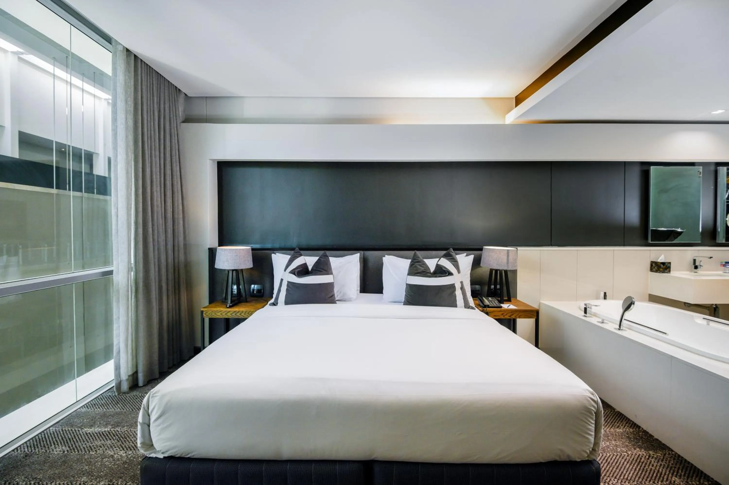 Bedroom, Bed in The Capital 15 on Orange Hotel & Spa