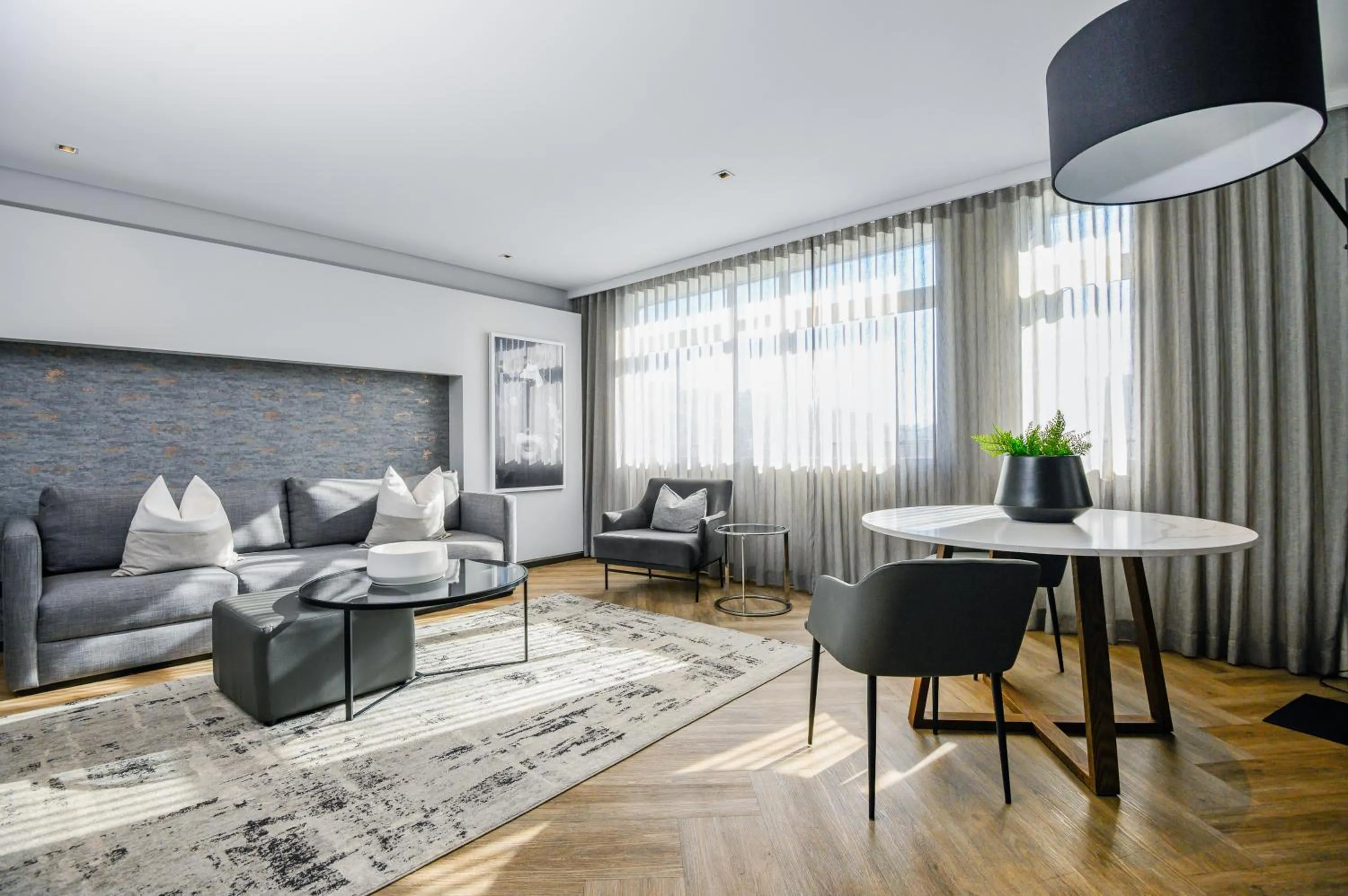 Living room in The Capital 15 on Orange Hotel & Spa