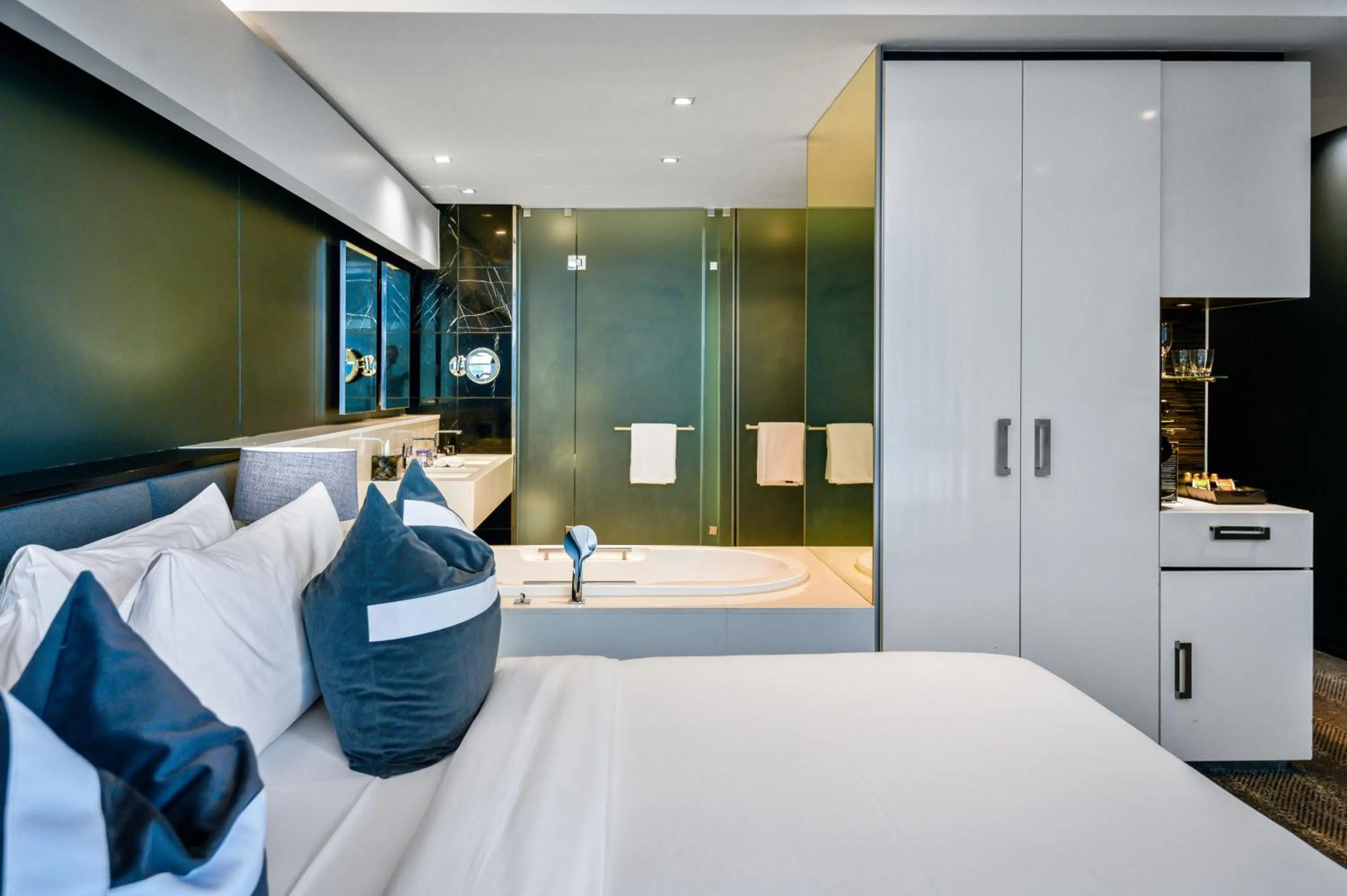 Bedroom, Bed in The Capital 15 on Orange Hotel & Spa