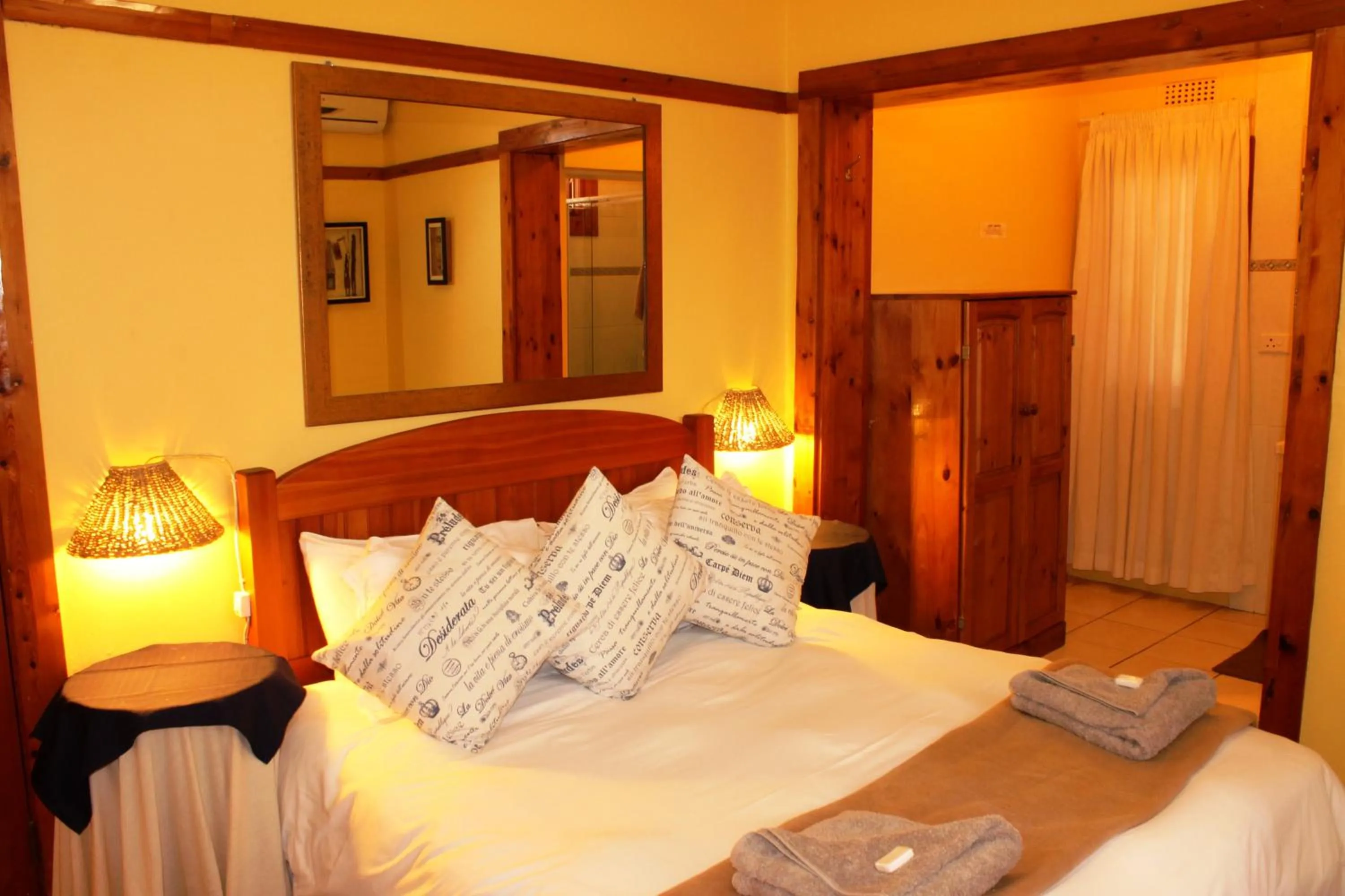 Flintstones Guest House Durban