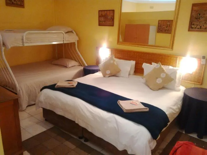 Flintstones Guest House Durban