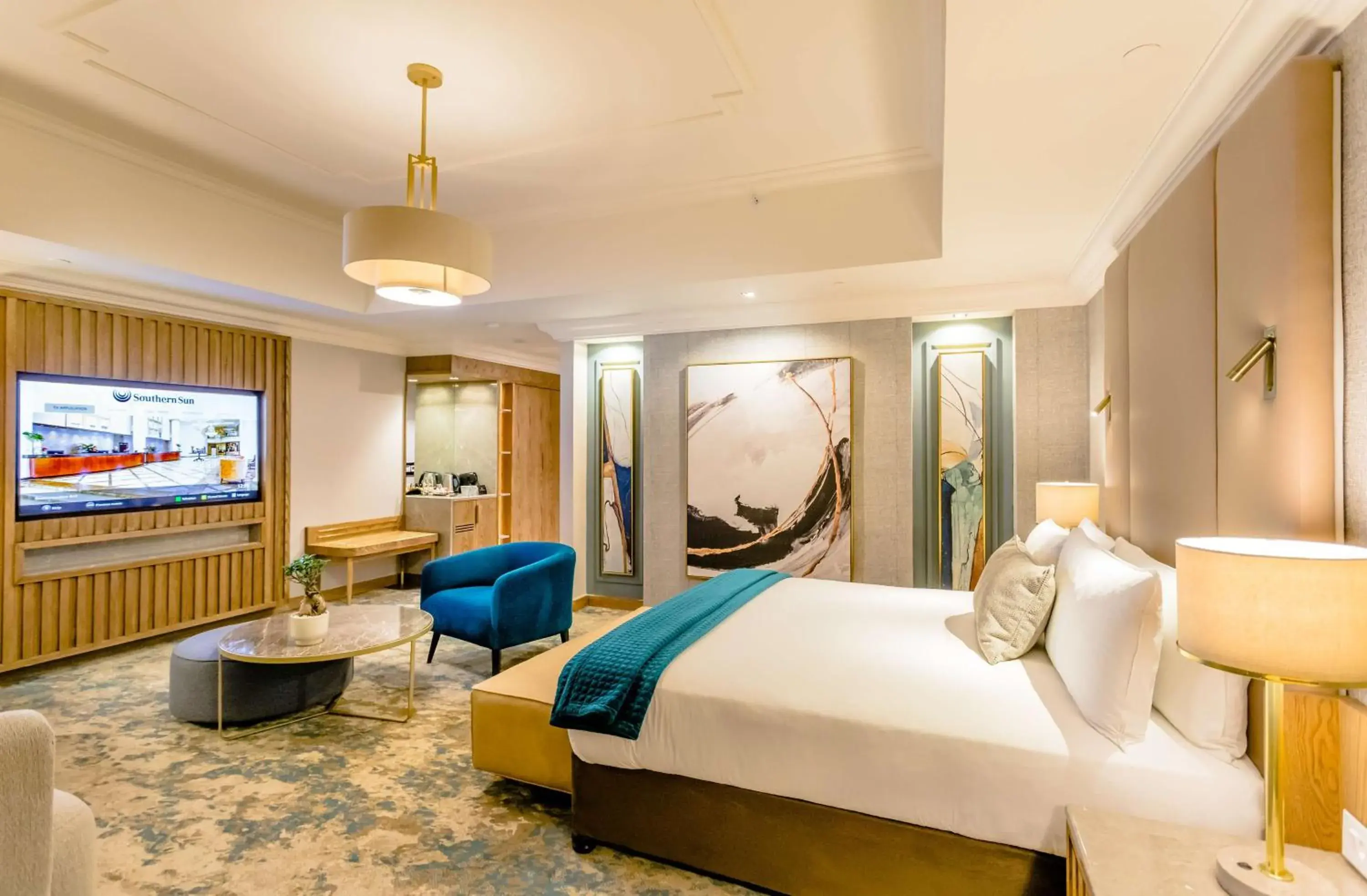 Photo of the whole room, Bed in Southern Sun Sandton Photo of the whole room, Bed in Southern Sun Sandton