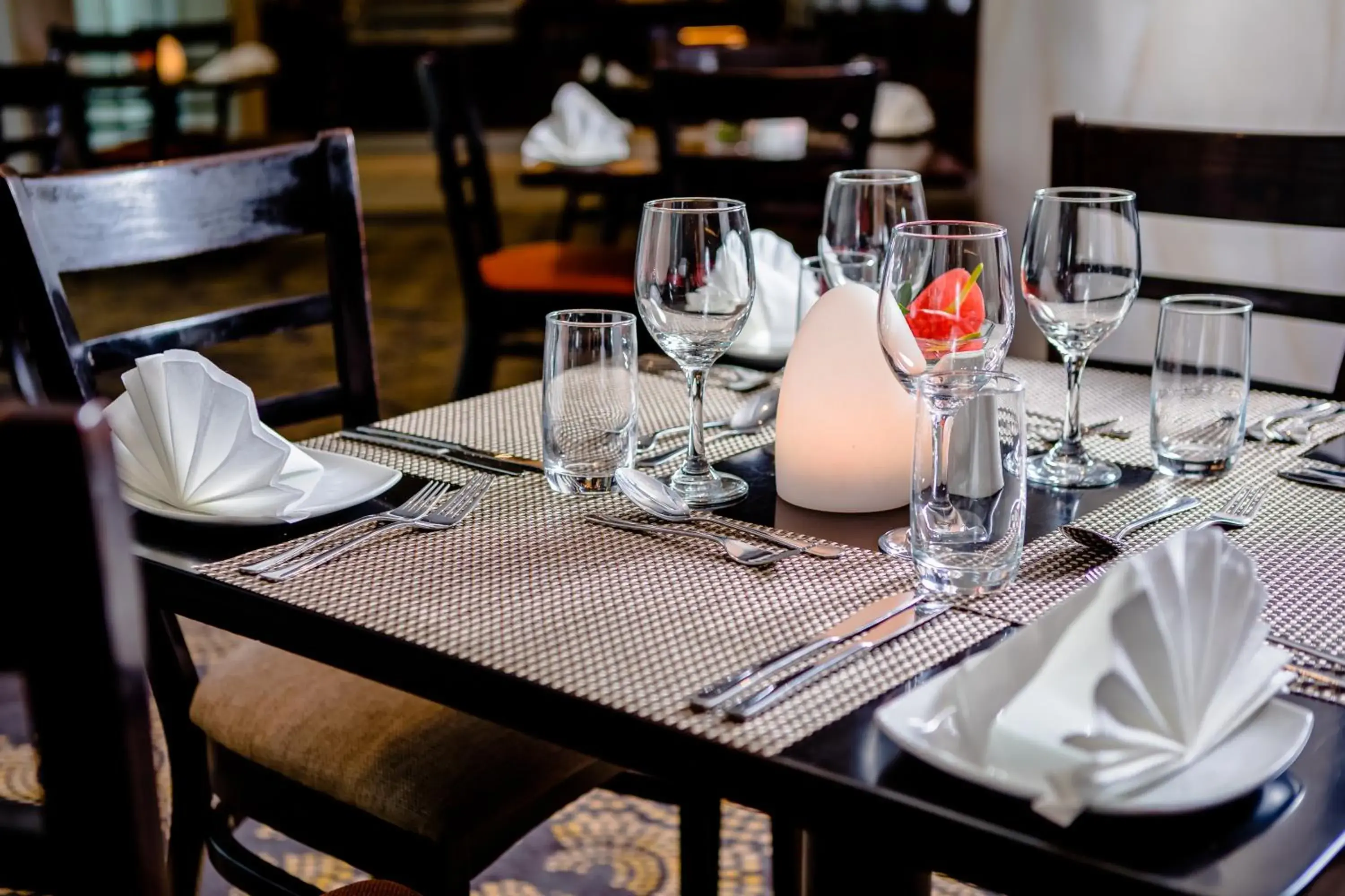 Restaurant/places to eat in Southern Sun Sandton Restaurant/places to eat in Southern Sun Sandton