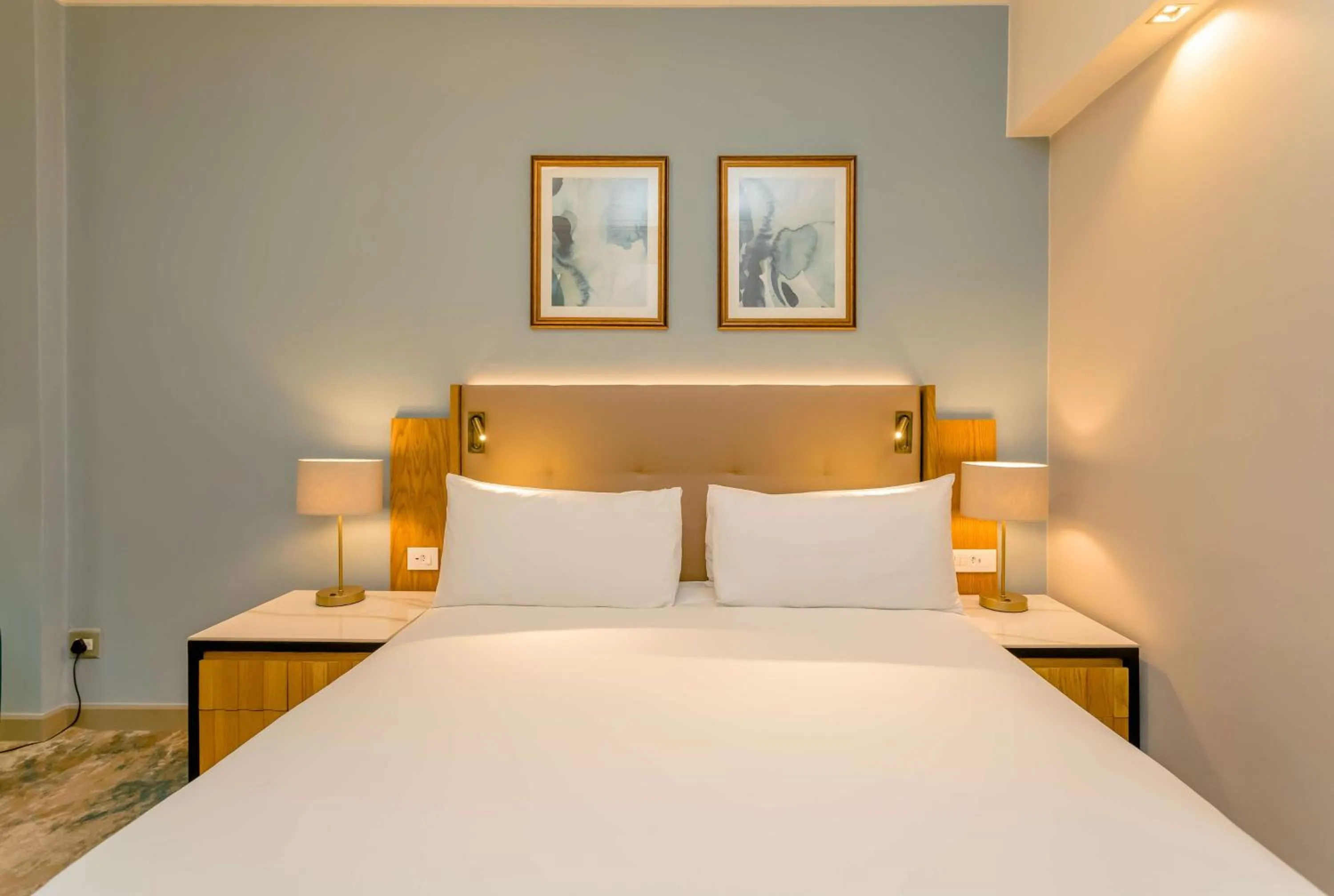 Bedroom, Bed in Southern Sun Sandton