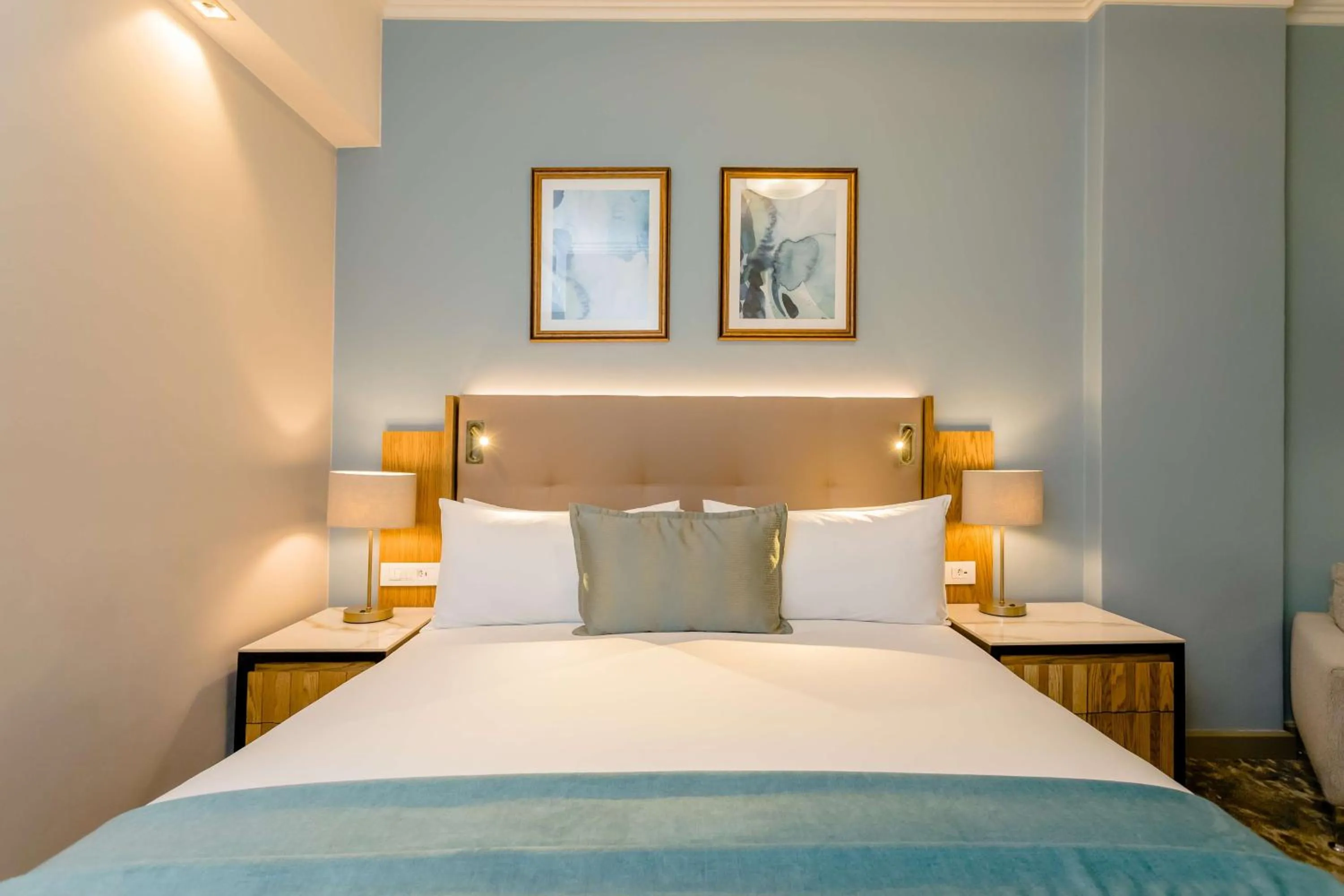 Bedroom, Bed in Southern Sun Sandton