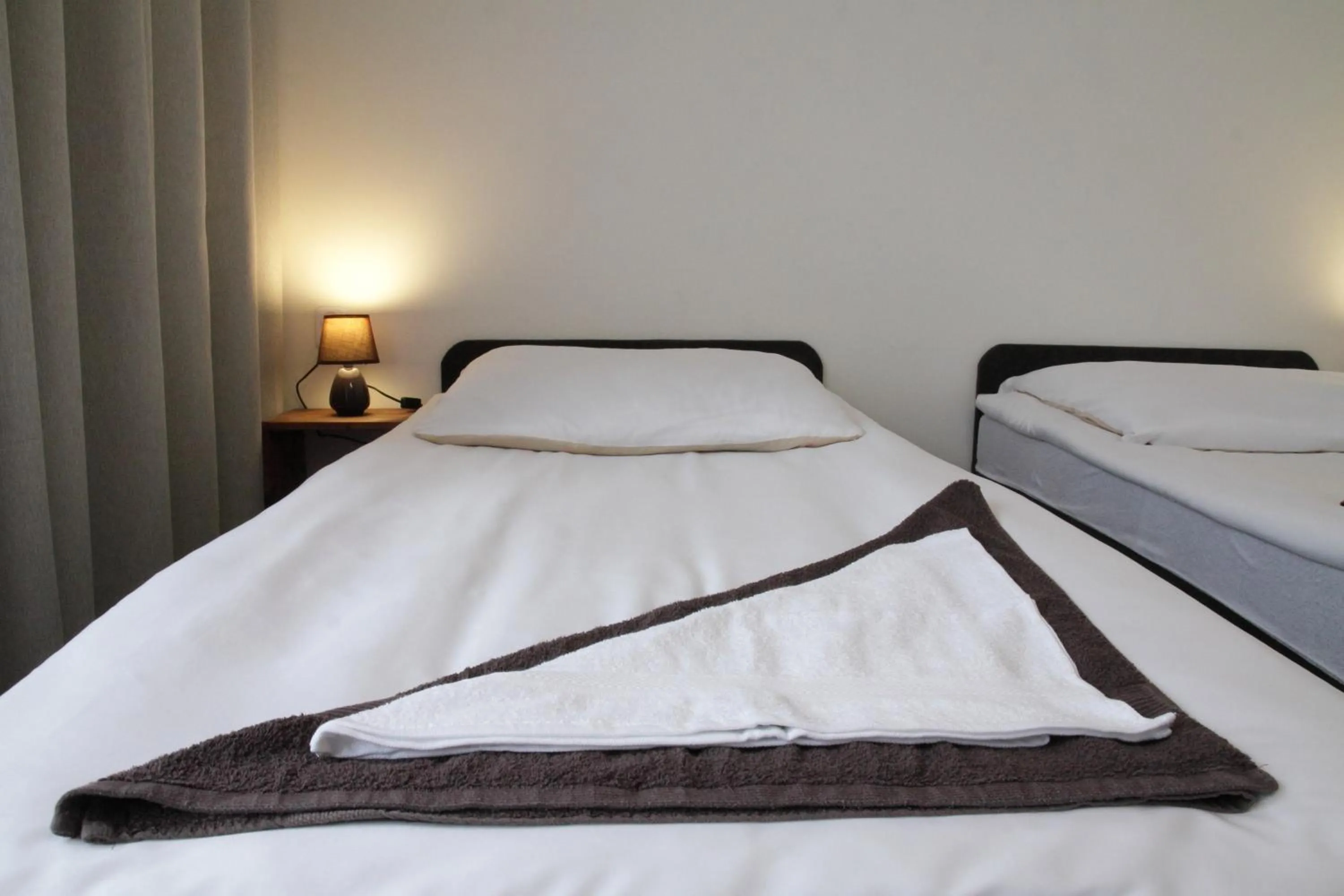 Bed in Rest- Pokoje z Łazienkami