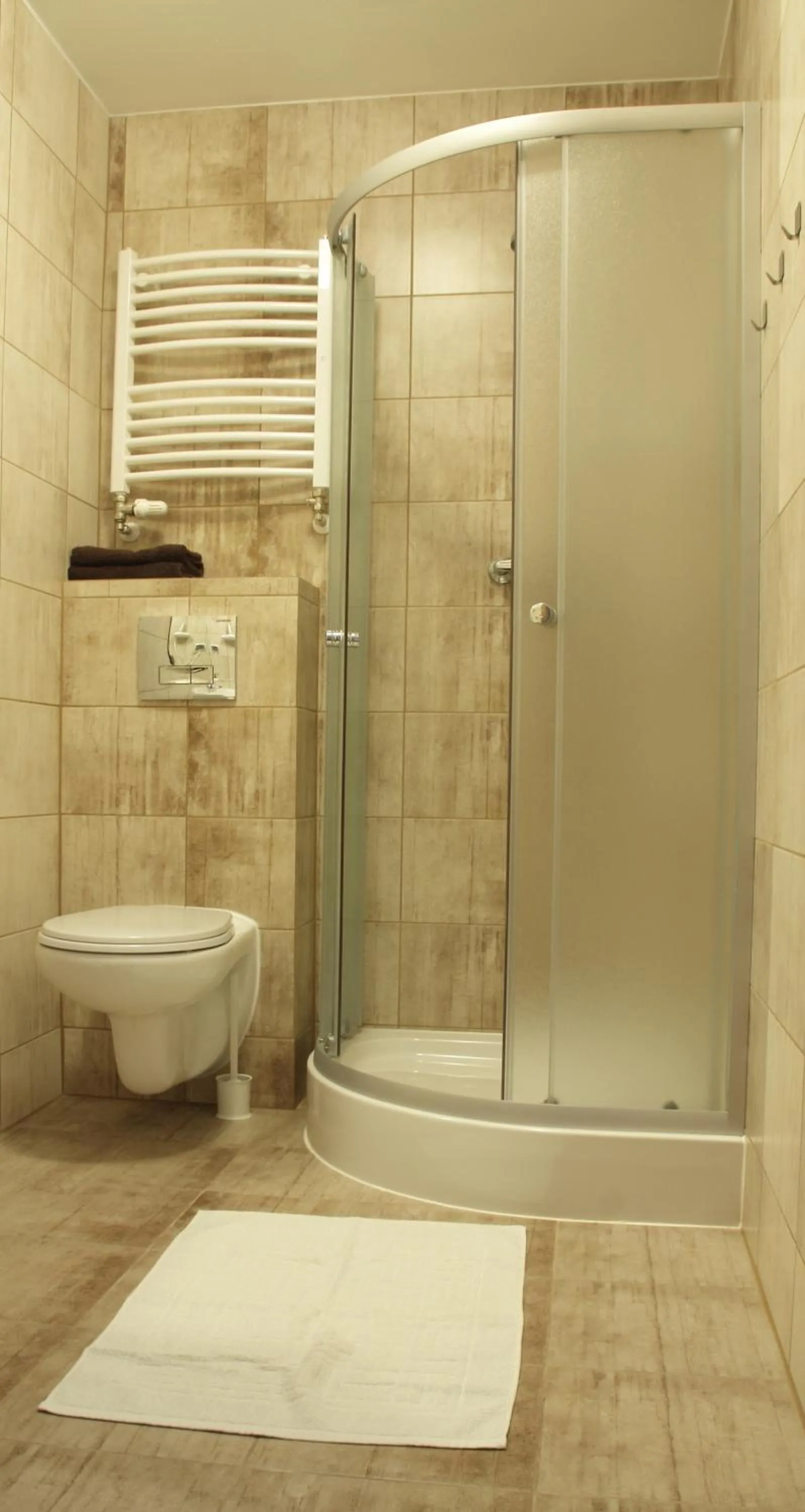 Shower in Rest- Pokoje z Łazienkami