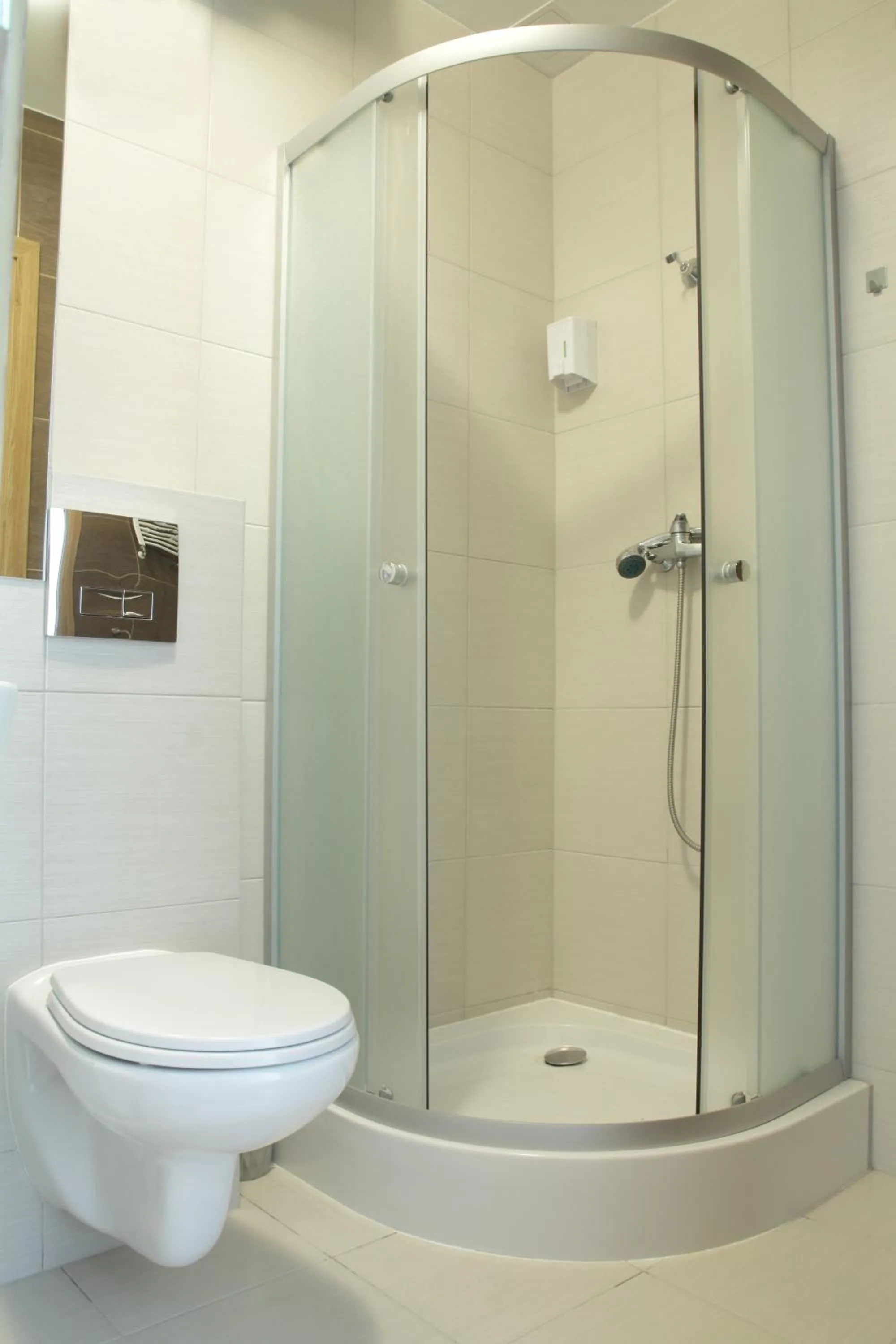 Shower in Rest- Pokoje z Łazienkami
