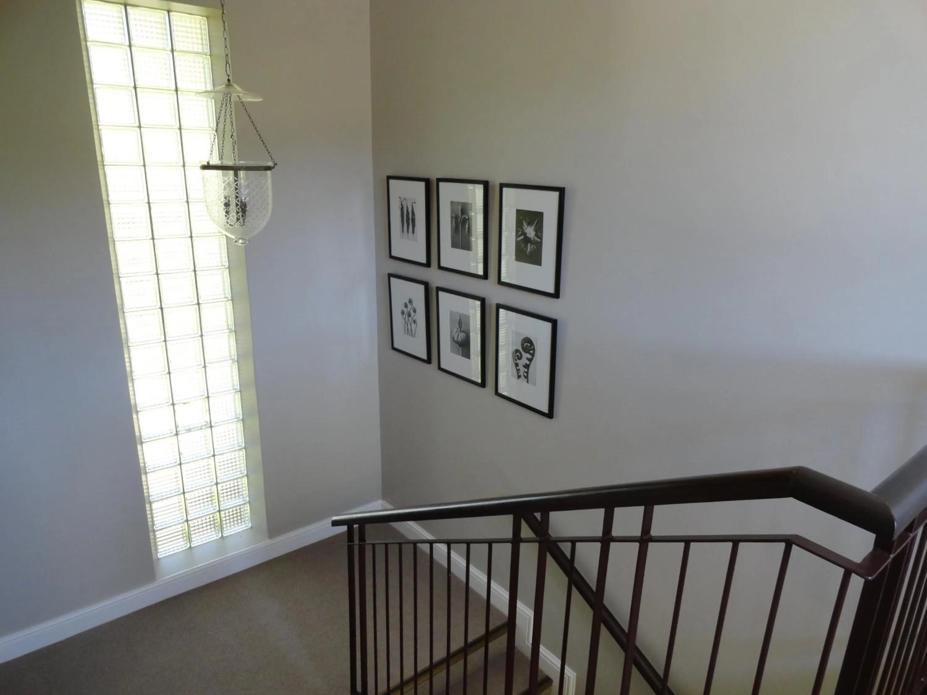 Decorative detail in Sugarbird Manor