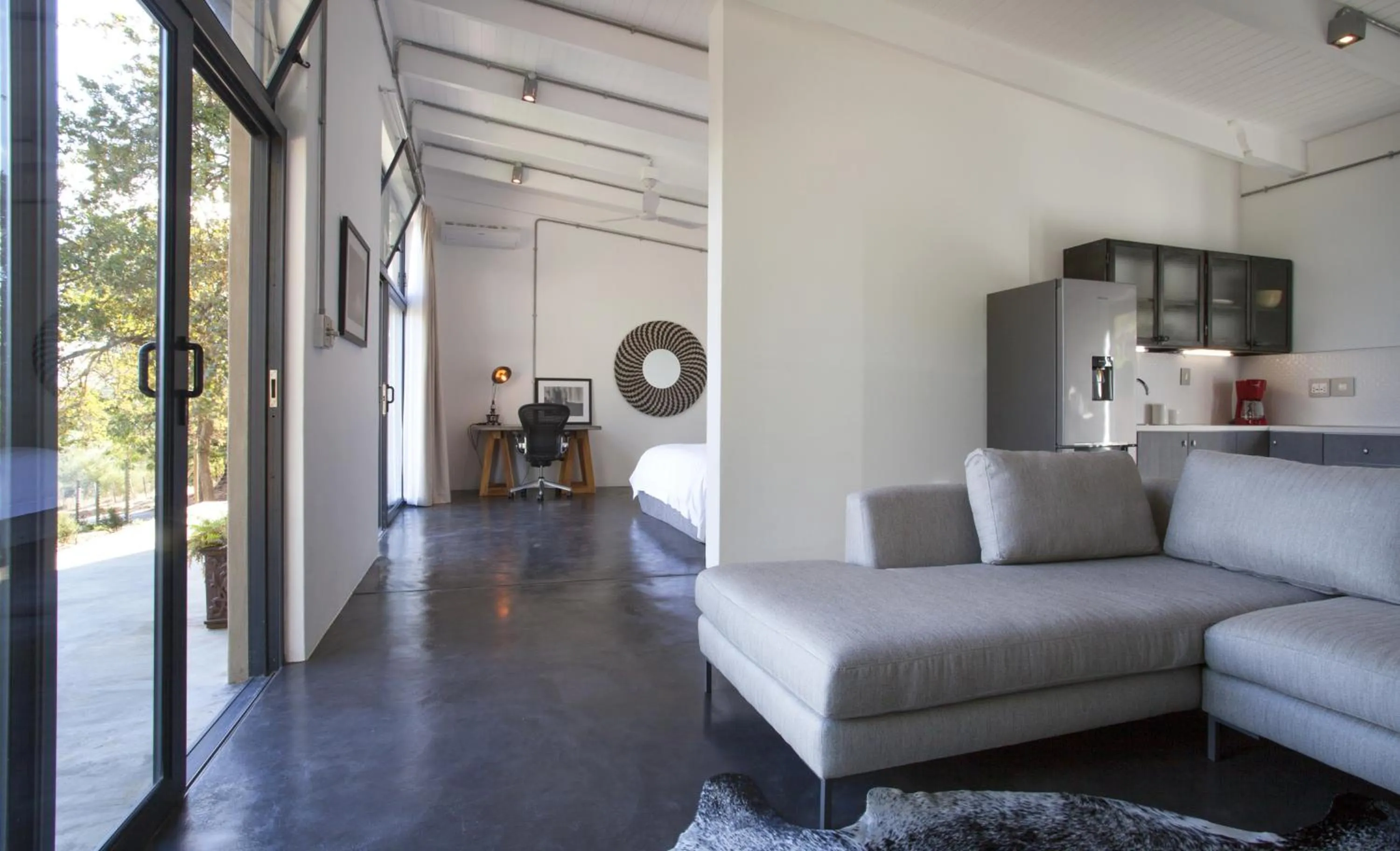 Photo of the whole room in Sugarbird Manor