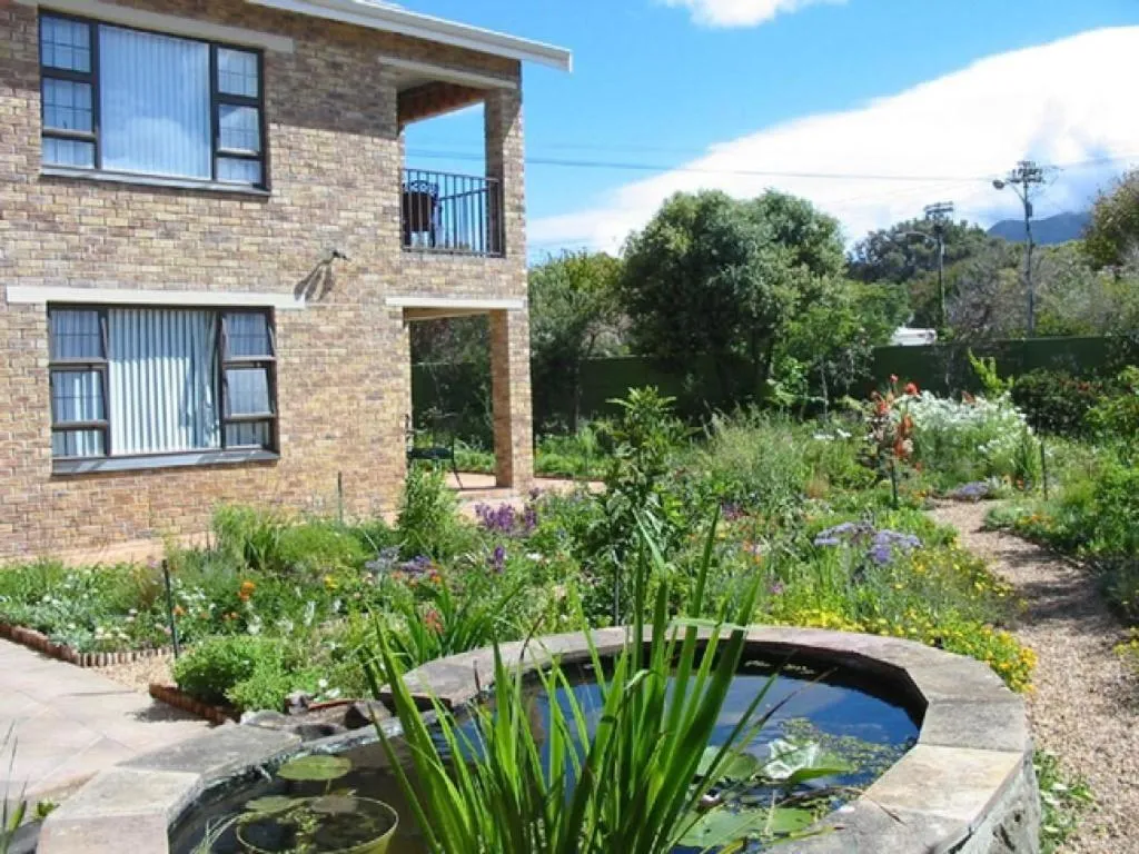 Property building in Ascot Gardens Self Catering