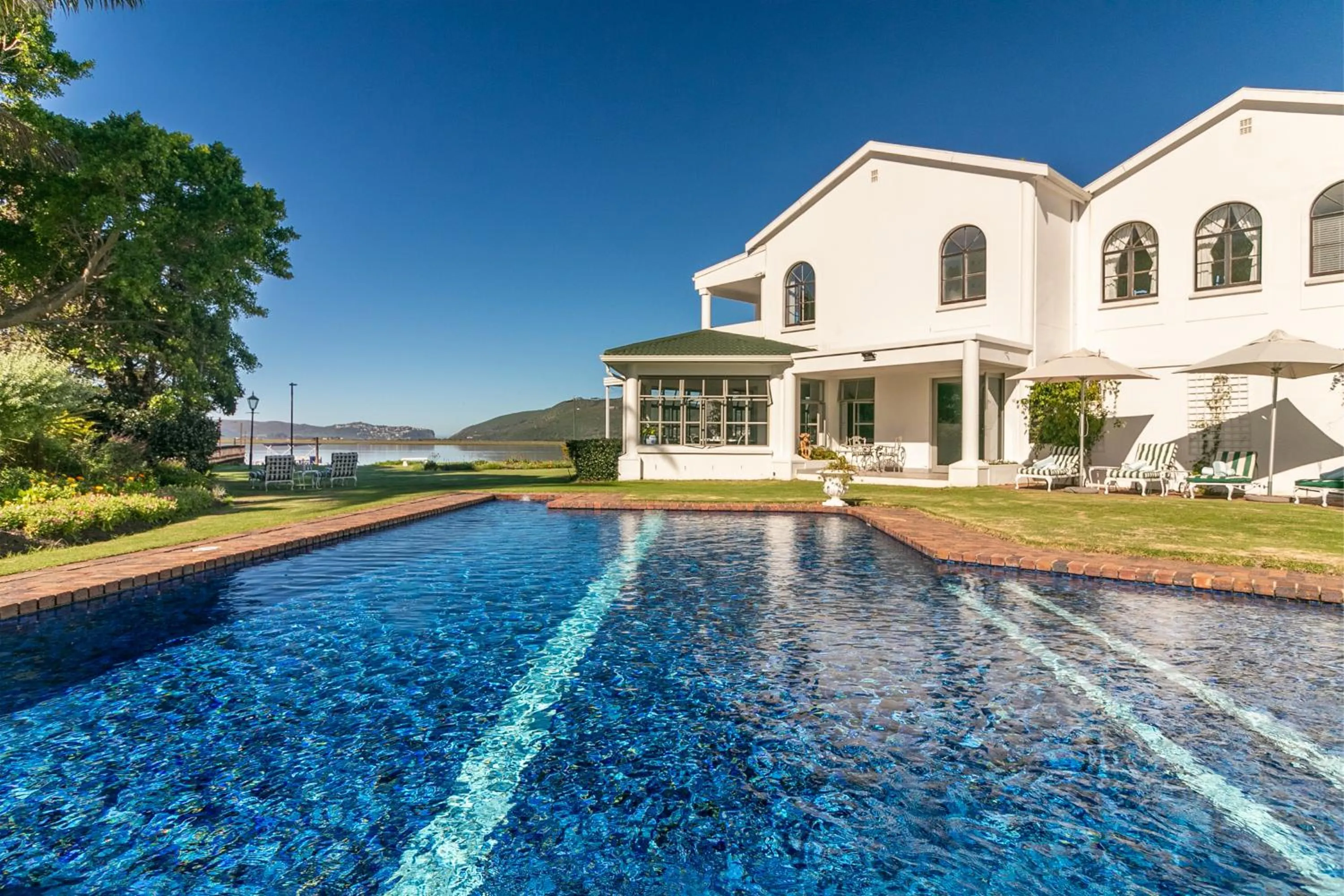 Property building in St. James of Knysna