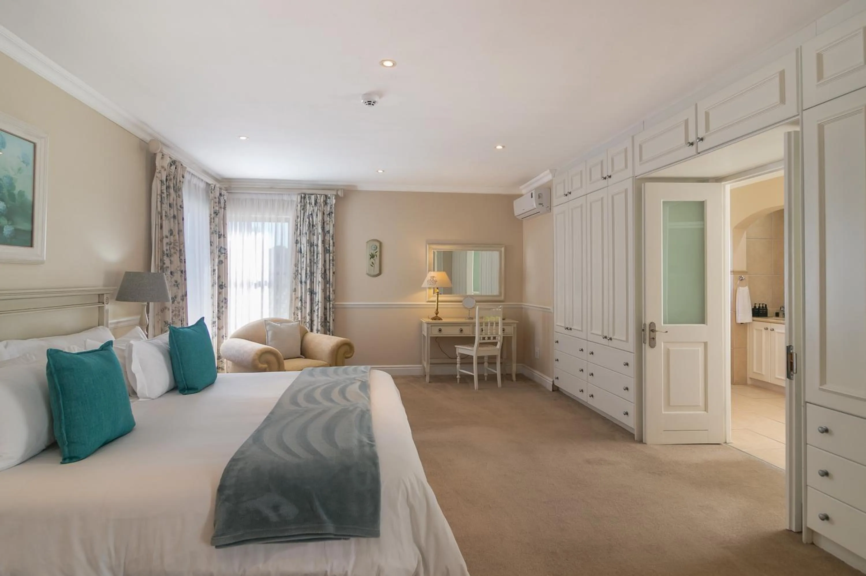 Bed in St. James of Knysna