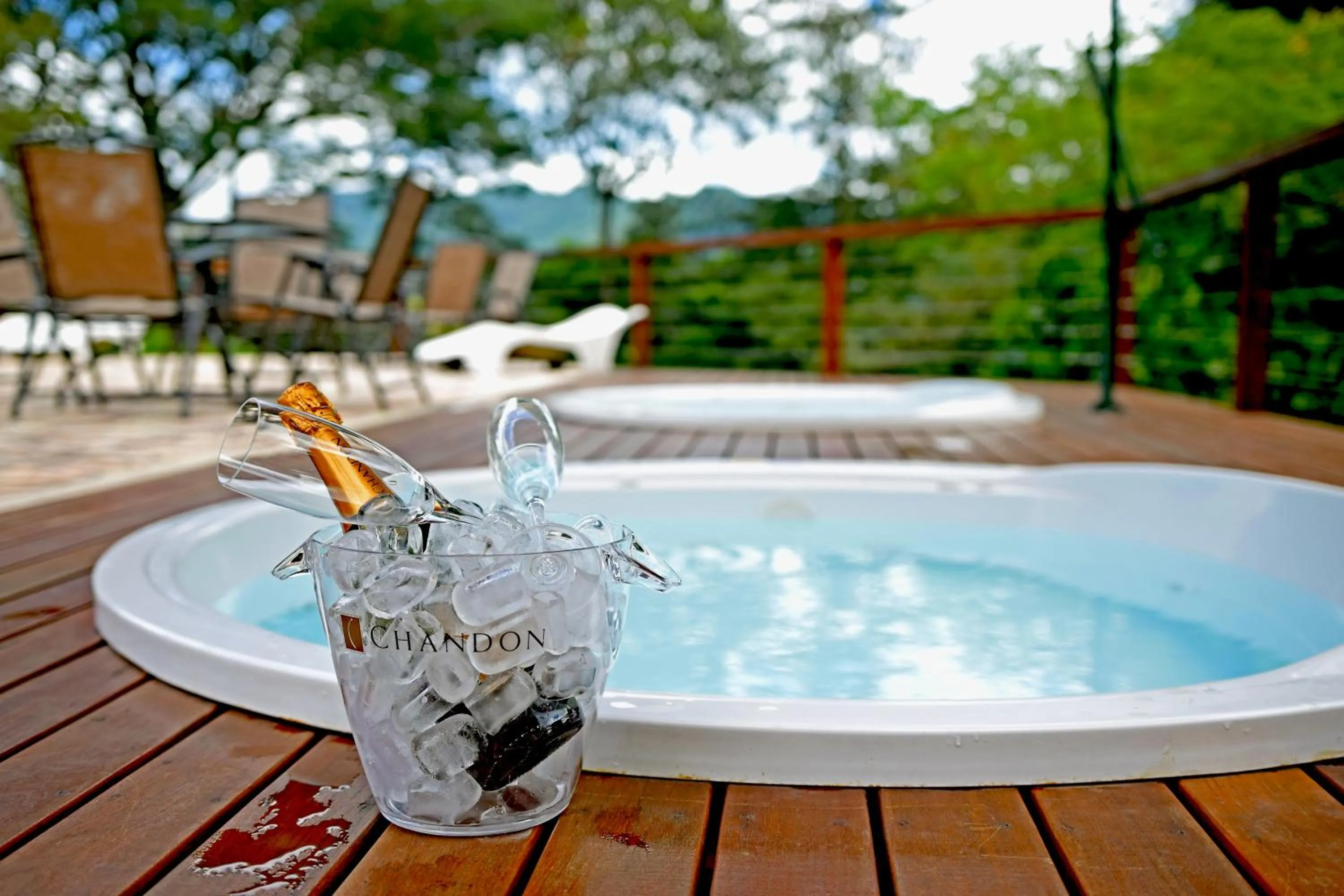 Area and facilities in Alta Colina Chalés