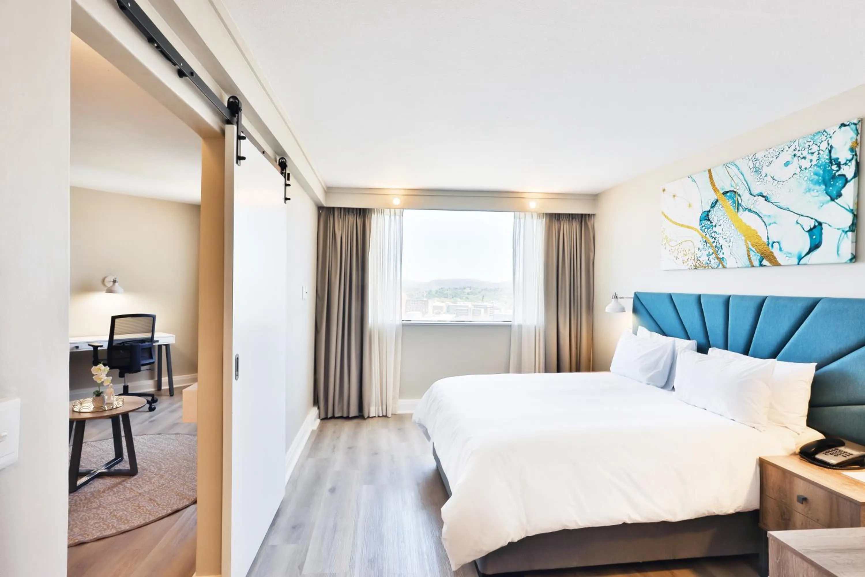 Photo of the whole room, Bed in RH Hotel & Apartments - Pretoria