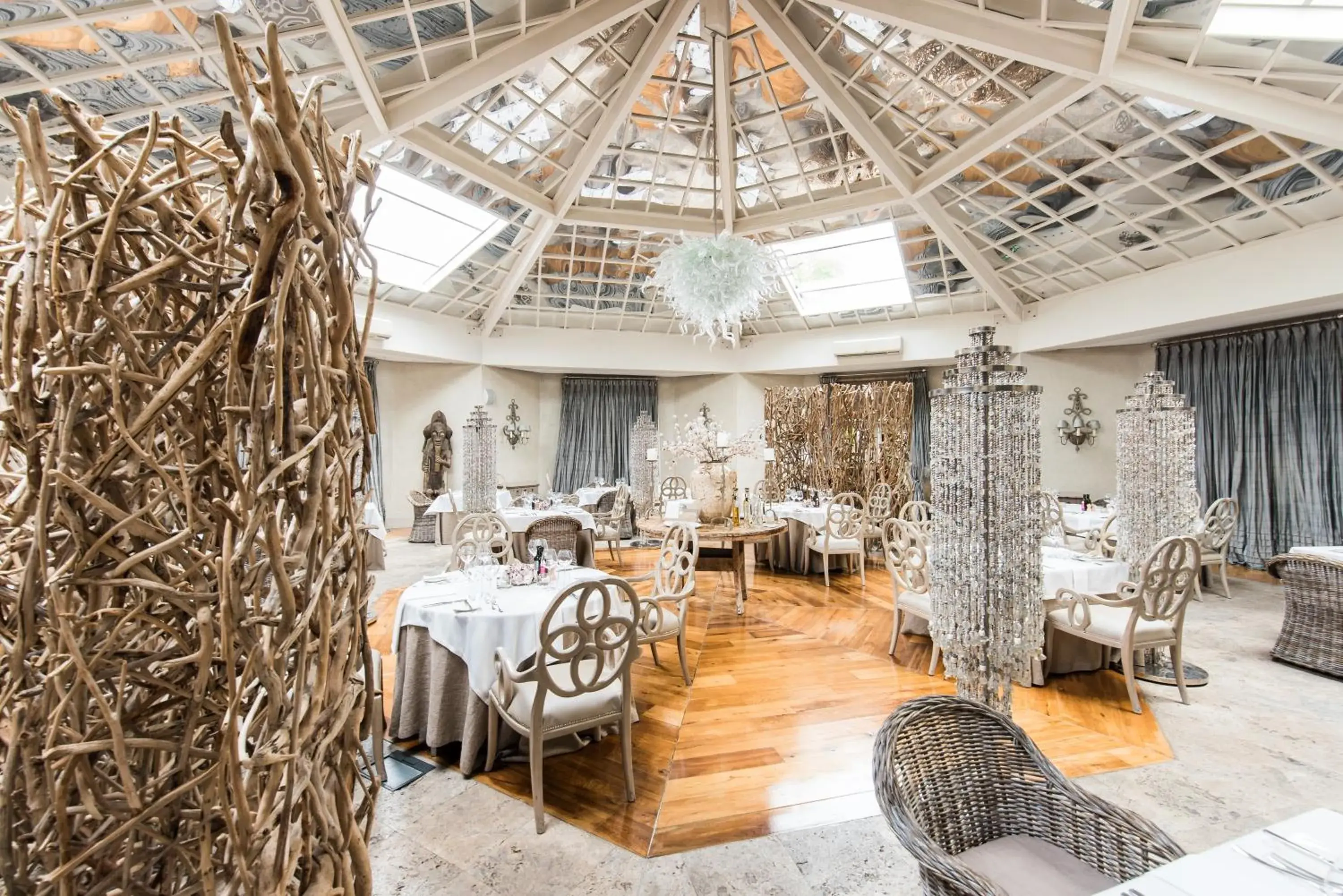 Restaurant/places to eat in Hout Bay Manor Restaurant/places to eat in Hout Bay Manor