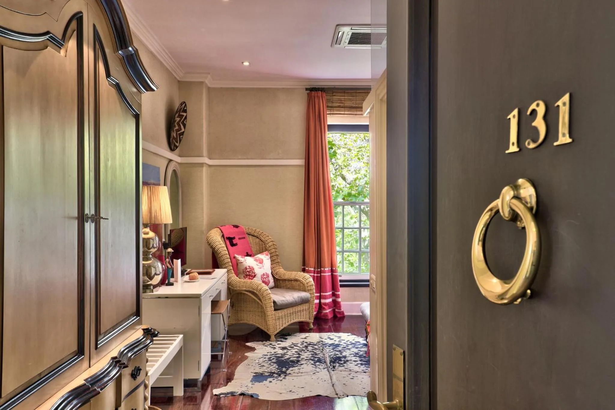 Bedroom in Hout Bay Manor