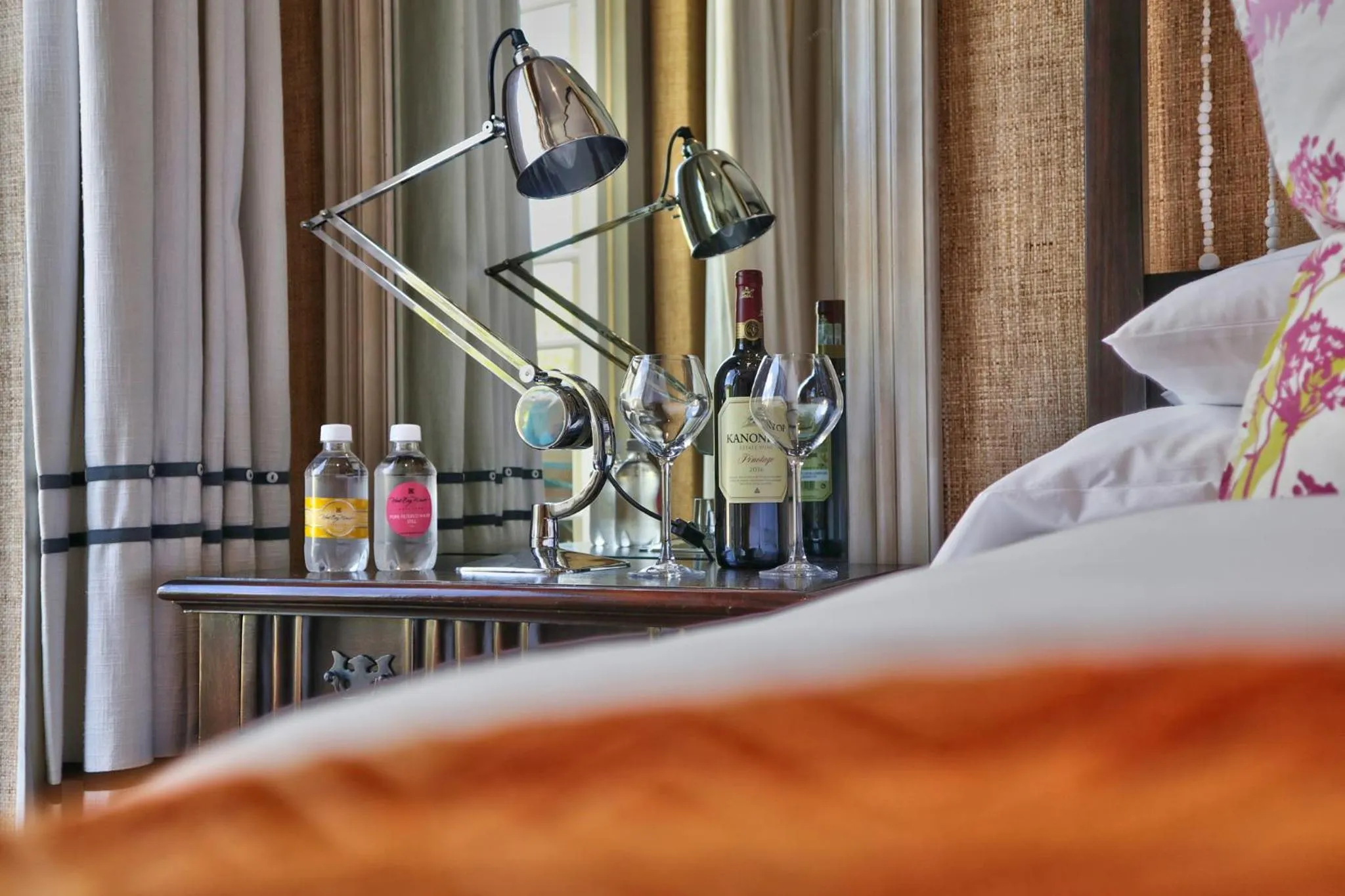 Bedroom, Bed in Hout Bay Manor