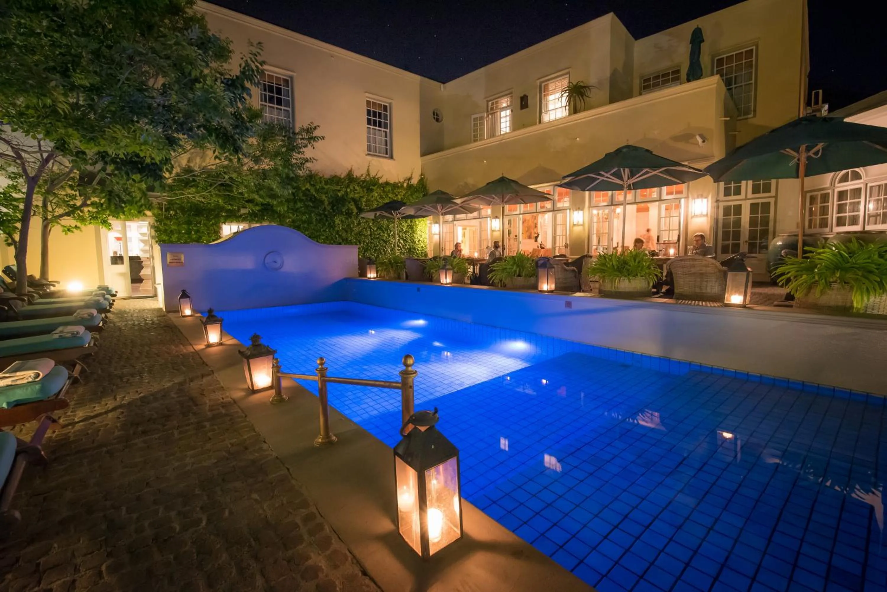 Swimming pool in Hout Bay Manor