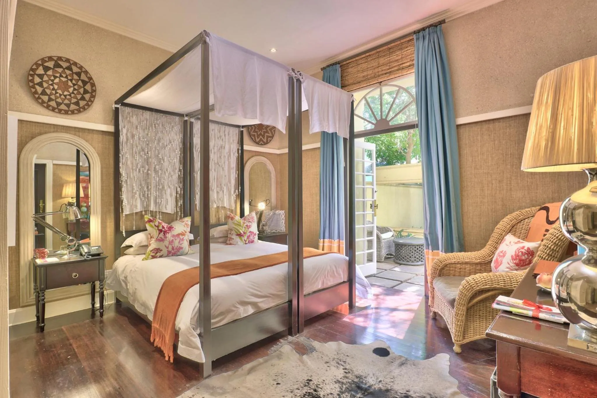 Bedroom, Bed in Hout Bay Manor