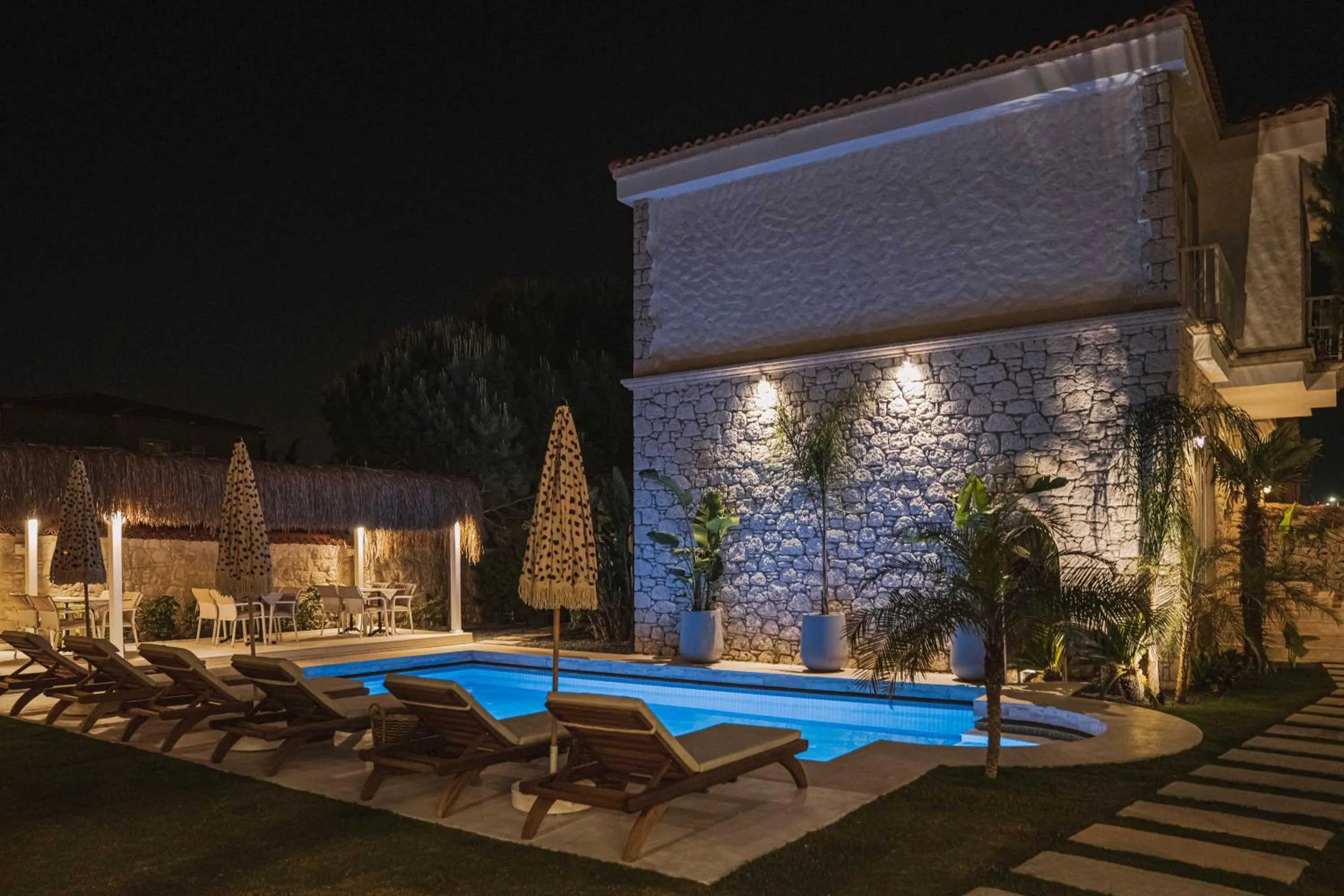 Garden in Sandal Alaçatı - Adult Only