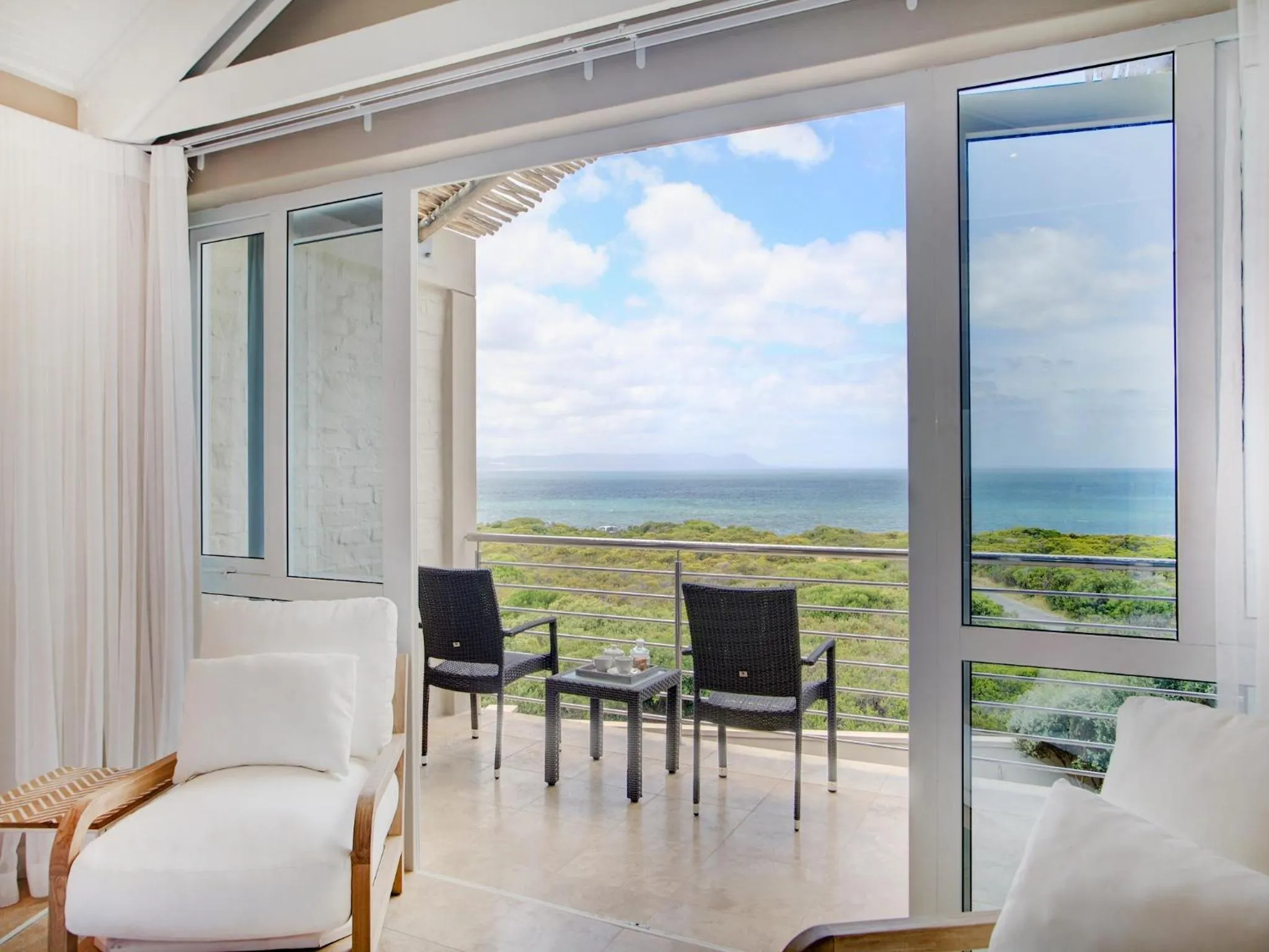 Balcony/Terrace in Abalone Guest Lodge