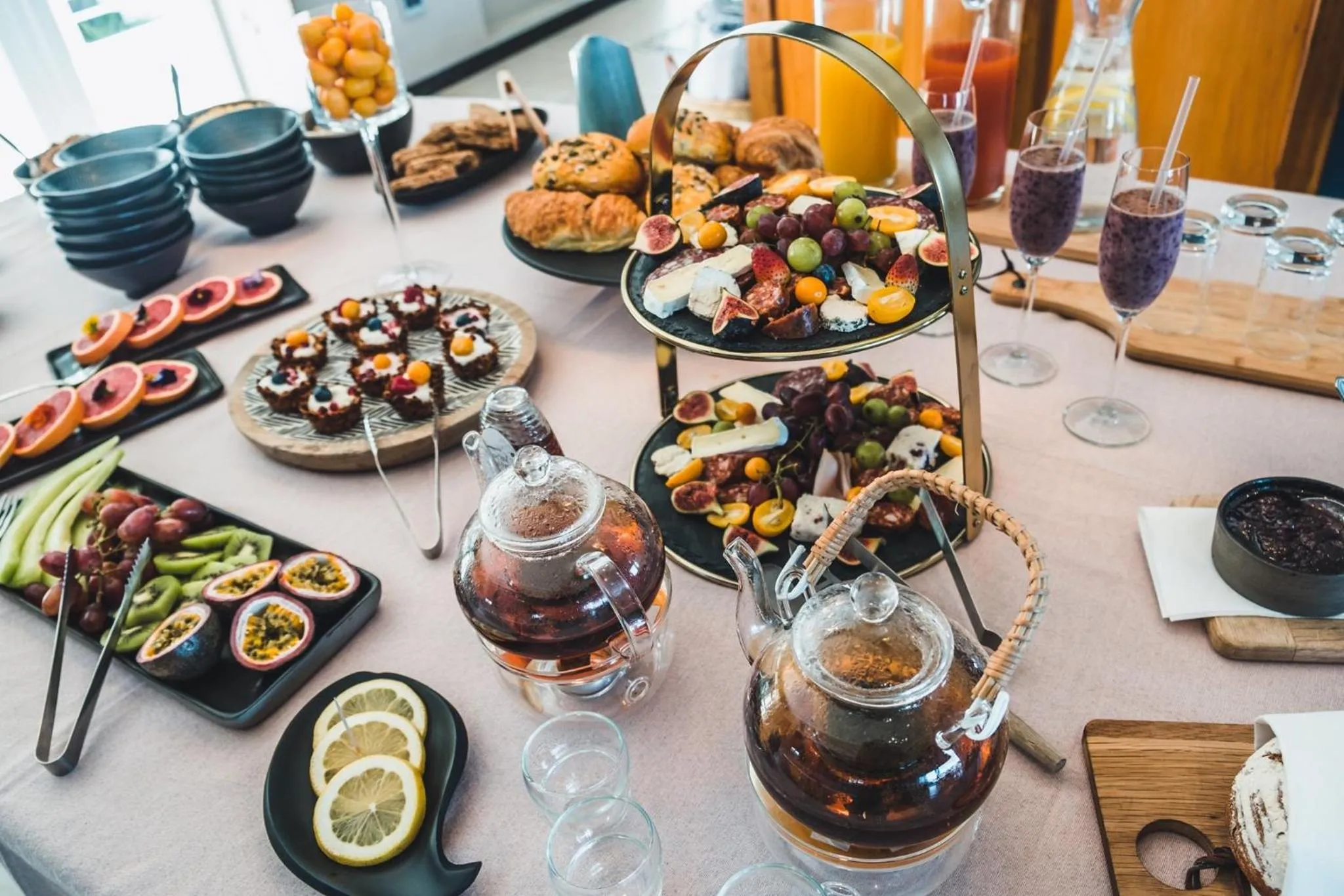 Breakfast in Abalone Guest Lodge