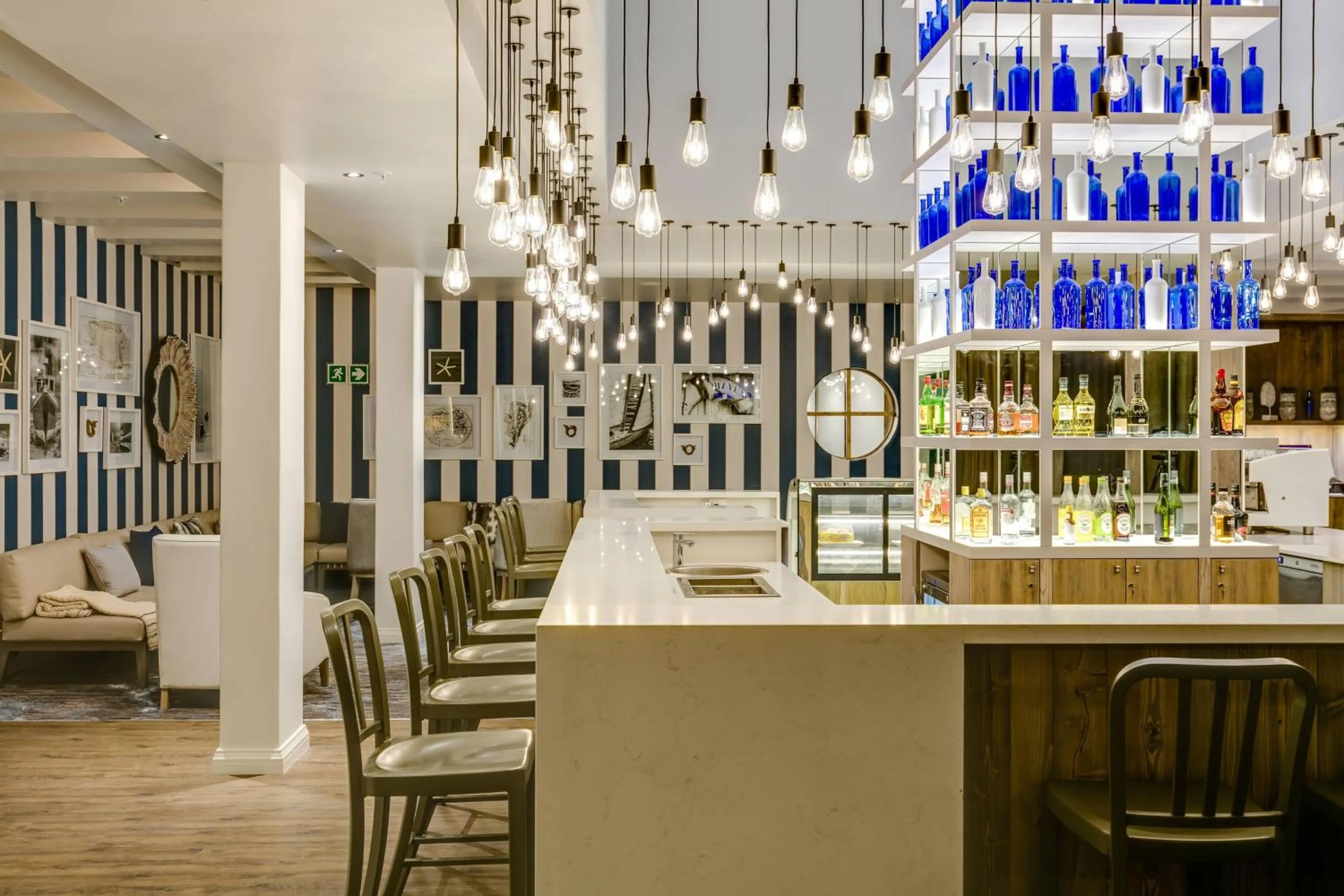 Lounge or bar in Protea Hotel by Marriott Durban Umhlanga